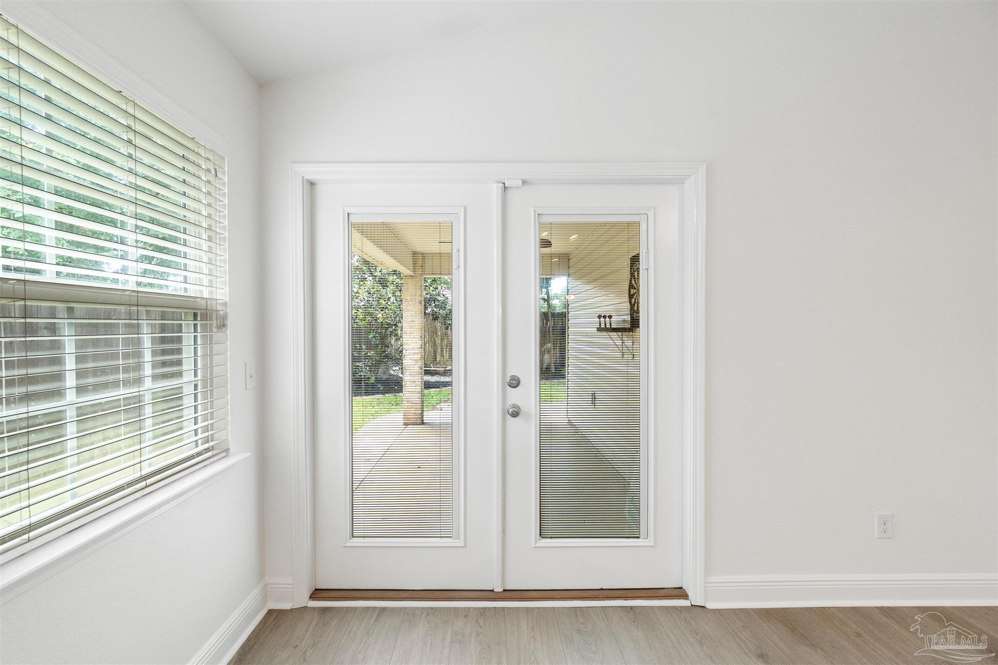 532 Edith Ln