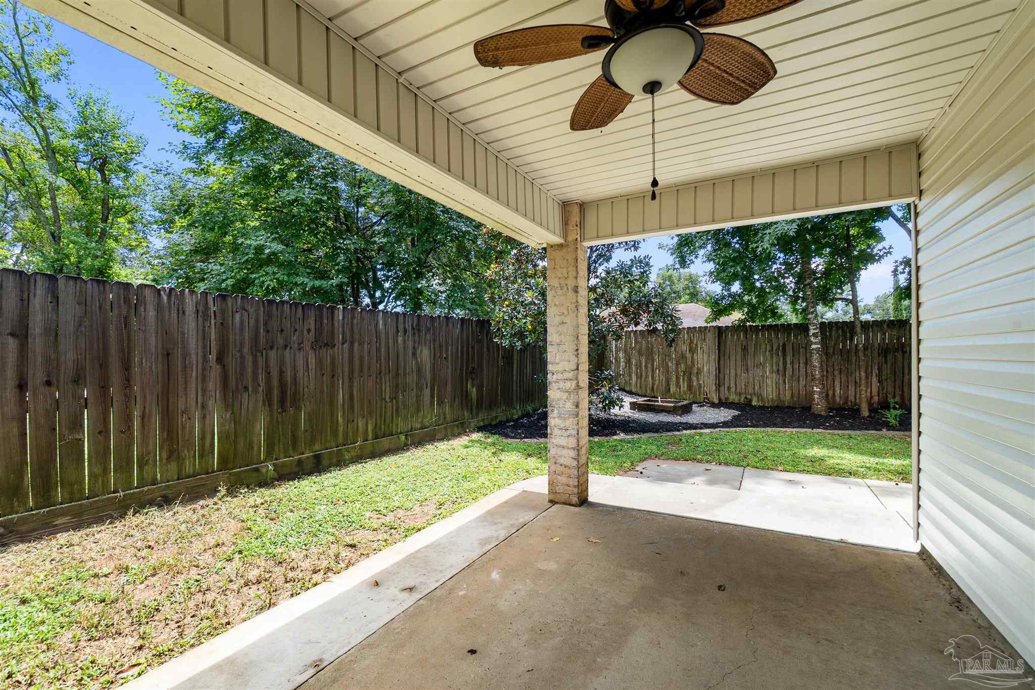 532 Edith Ln
