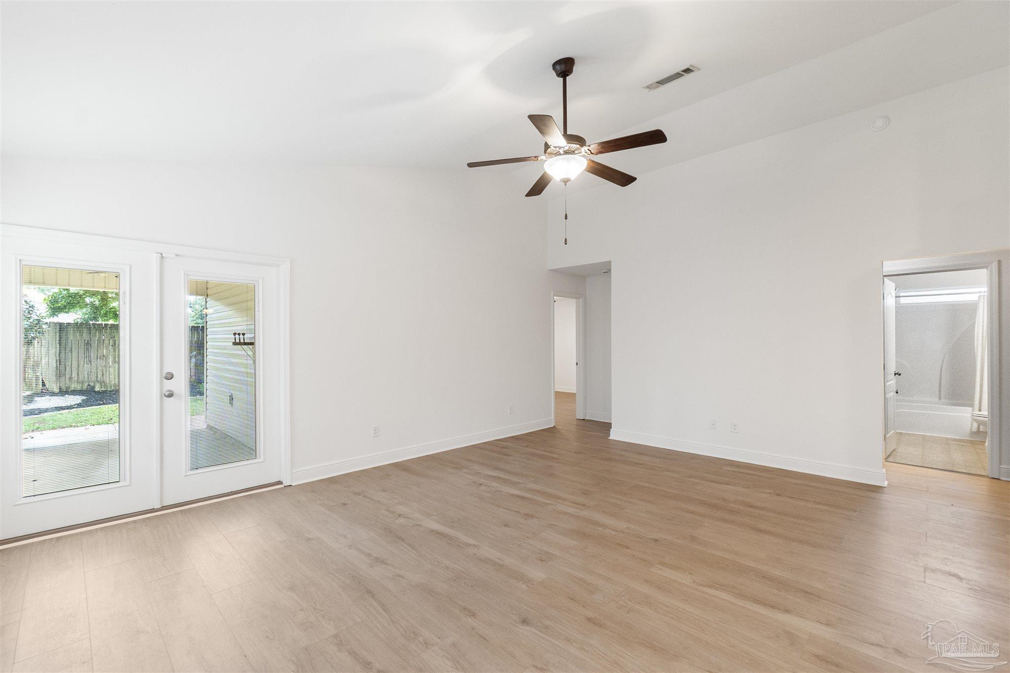 532 Edith Ln