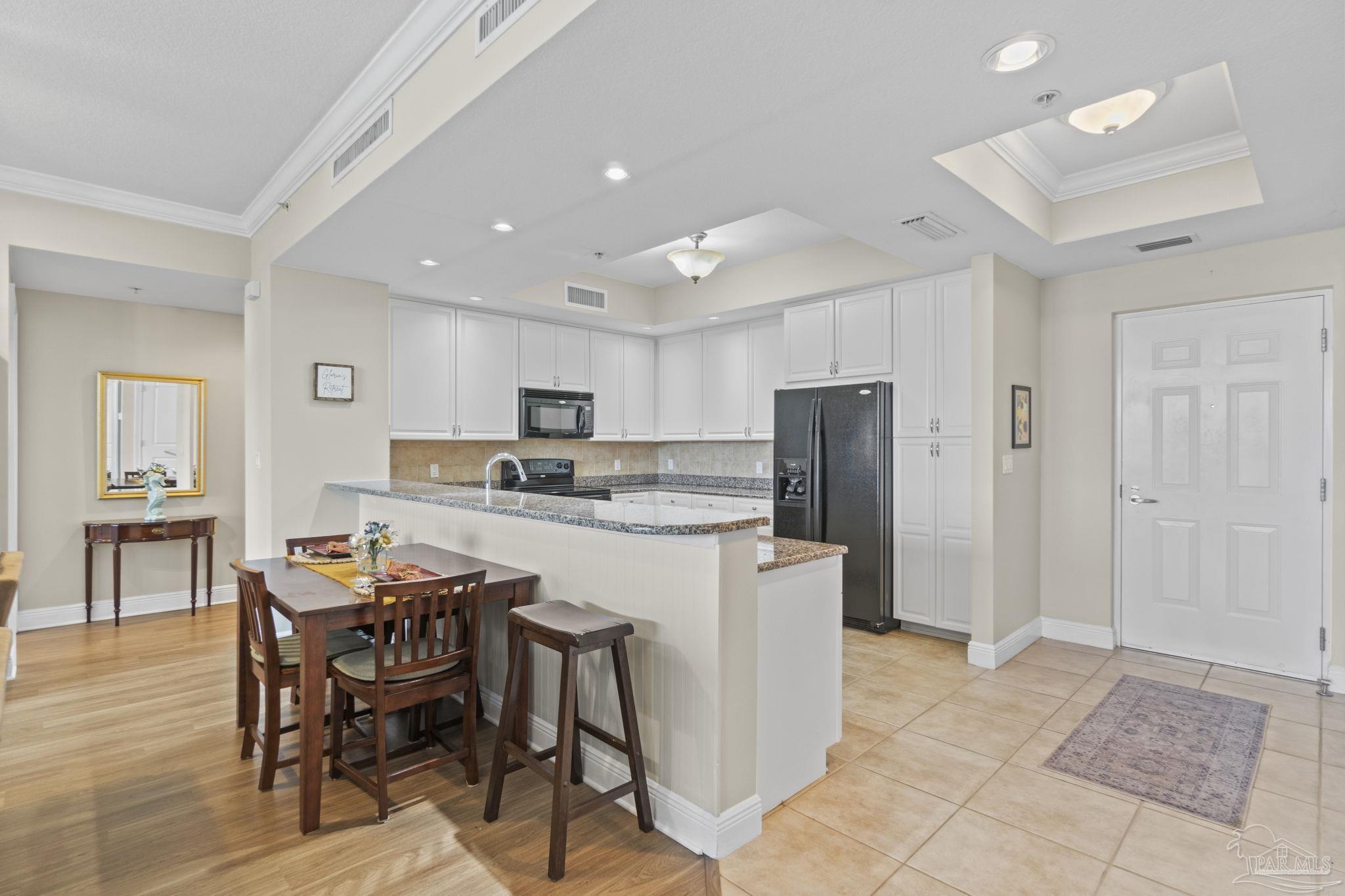 645 Lost Key Dr # 204