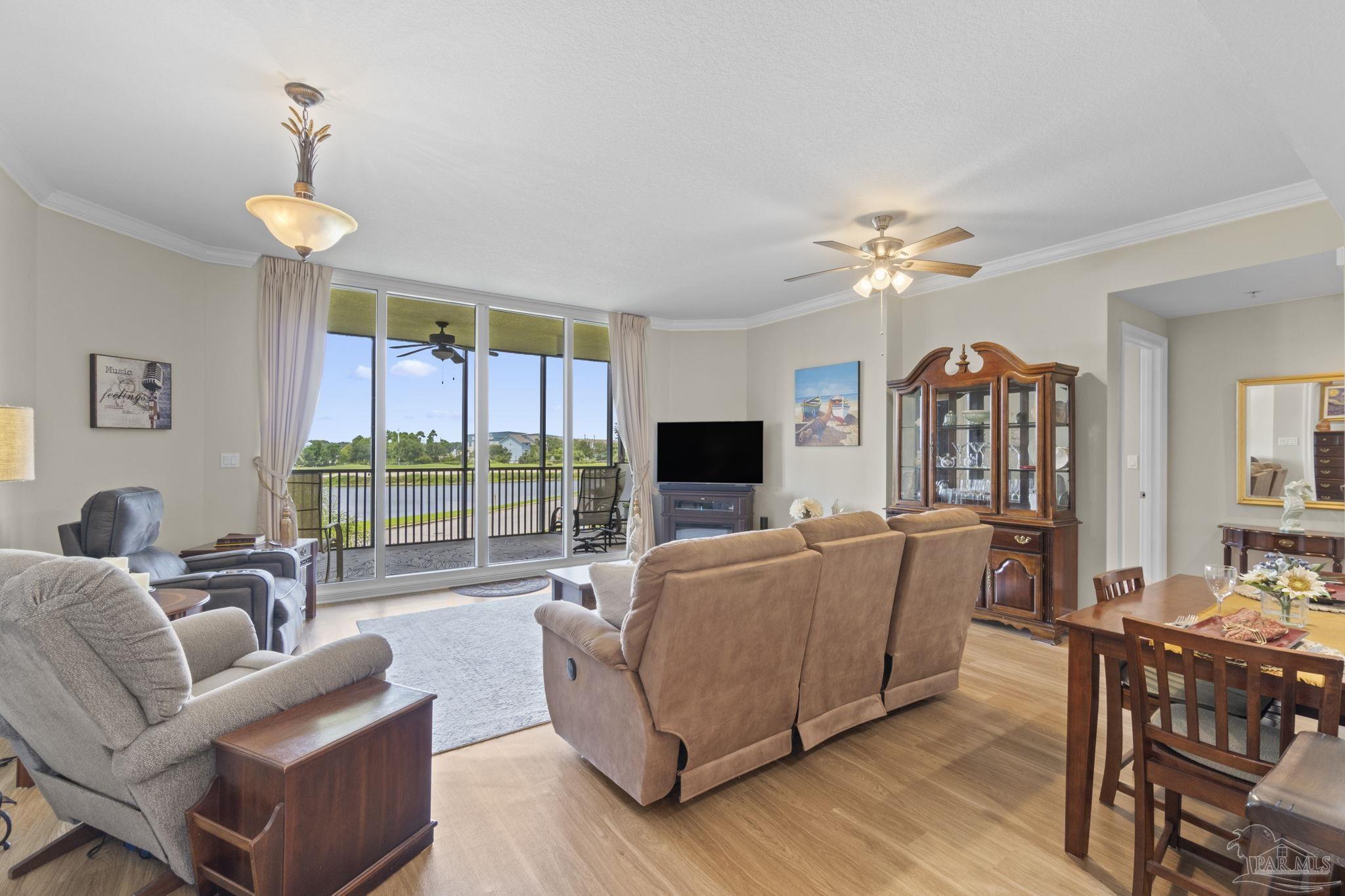 645 Lost Key Dr # 204