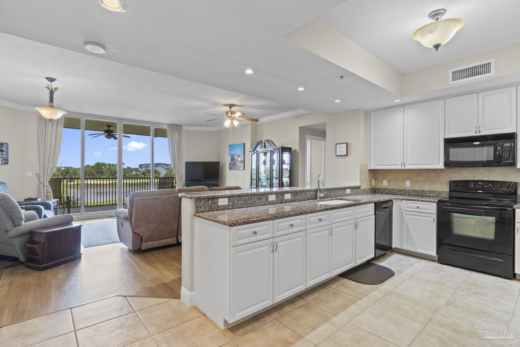 645 Lost Key Dr # 204