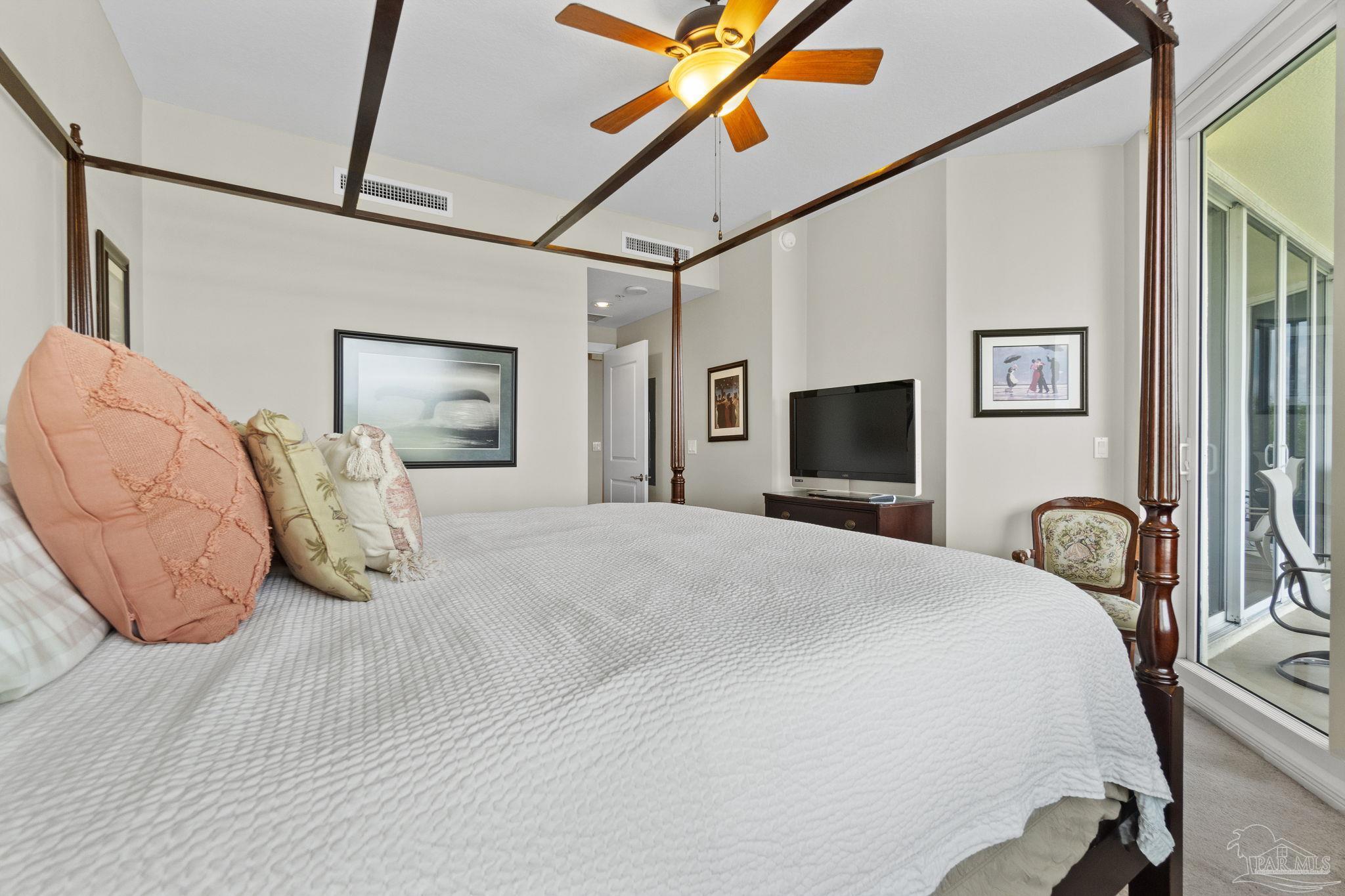 645 Lost Key Dr # 204