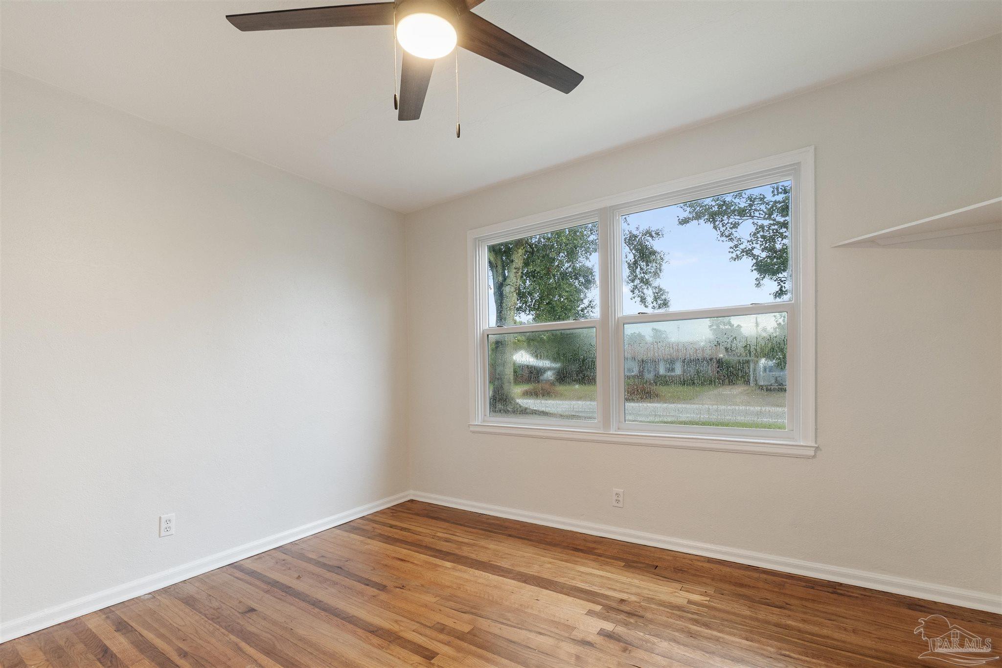 211 W Sunset Ave