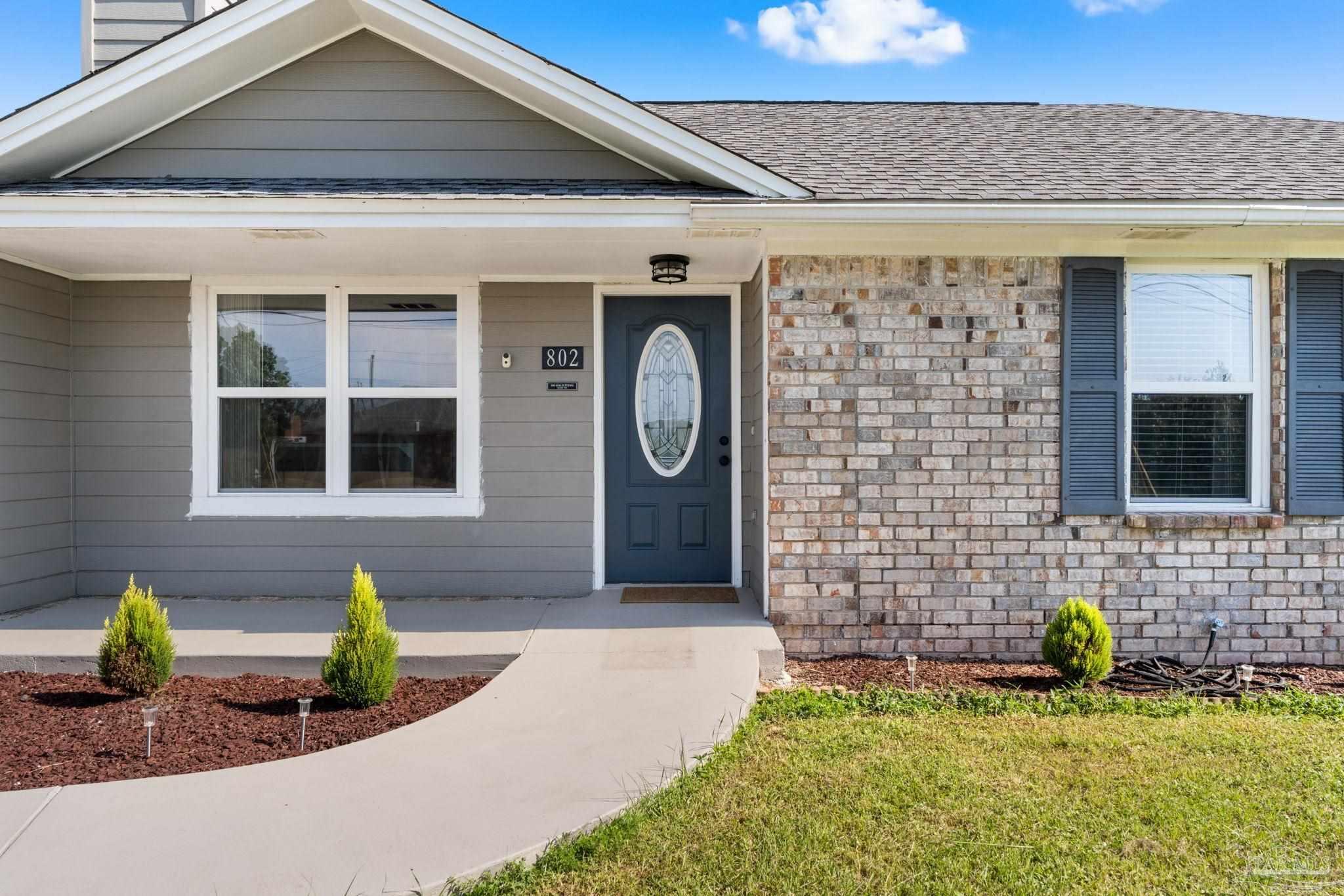 802 Amberway Dr