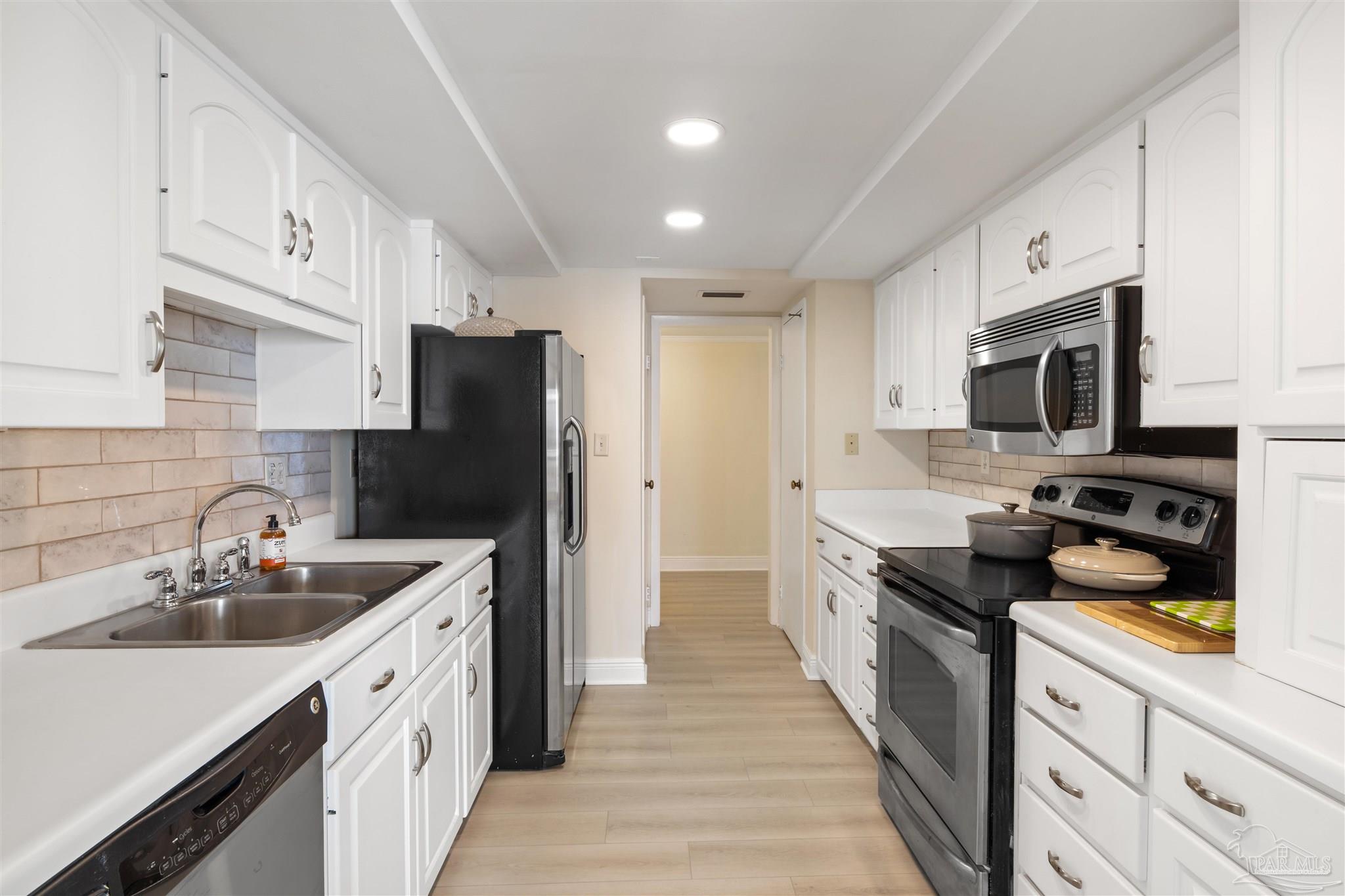 615 Bayshore Dr # 501