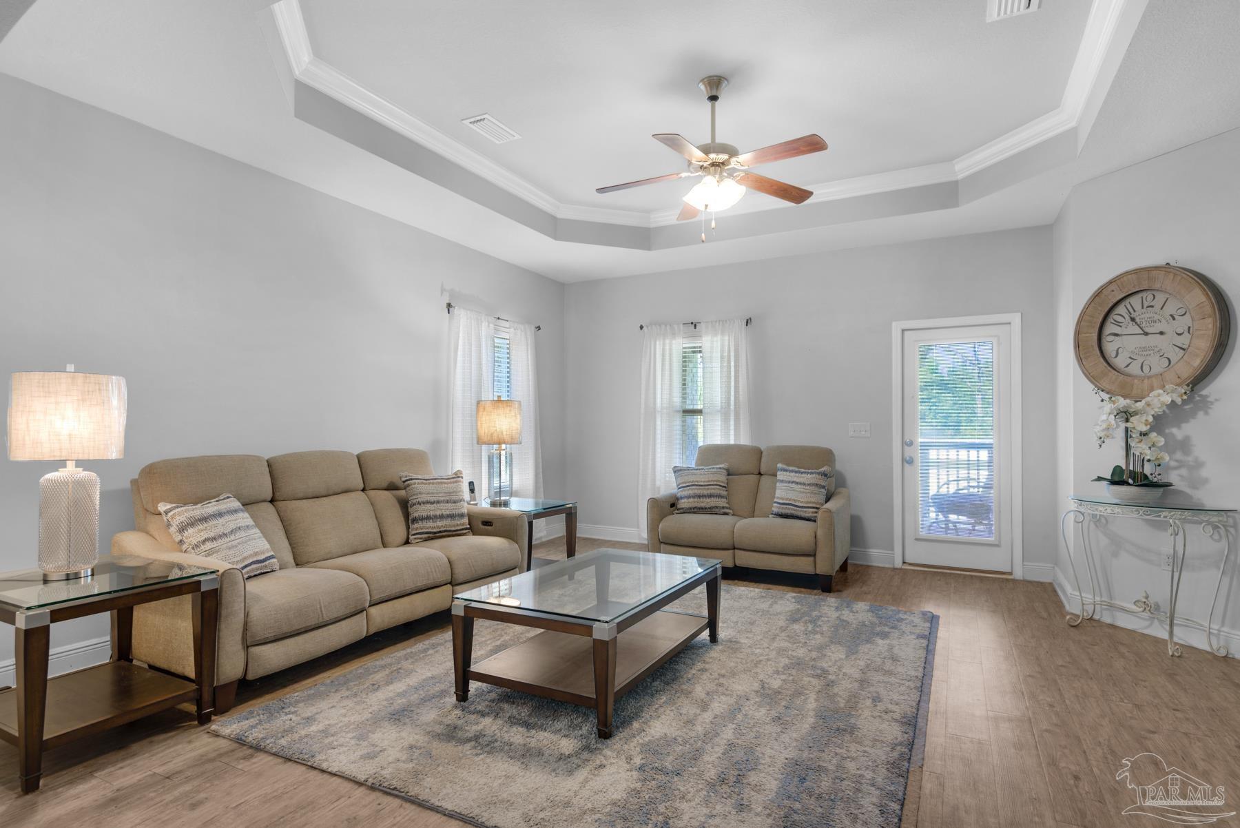 6311 Ladera Trl