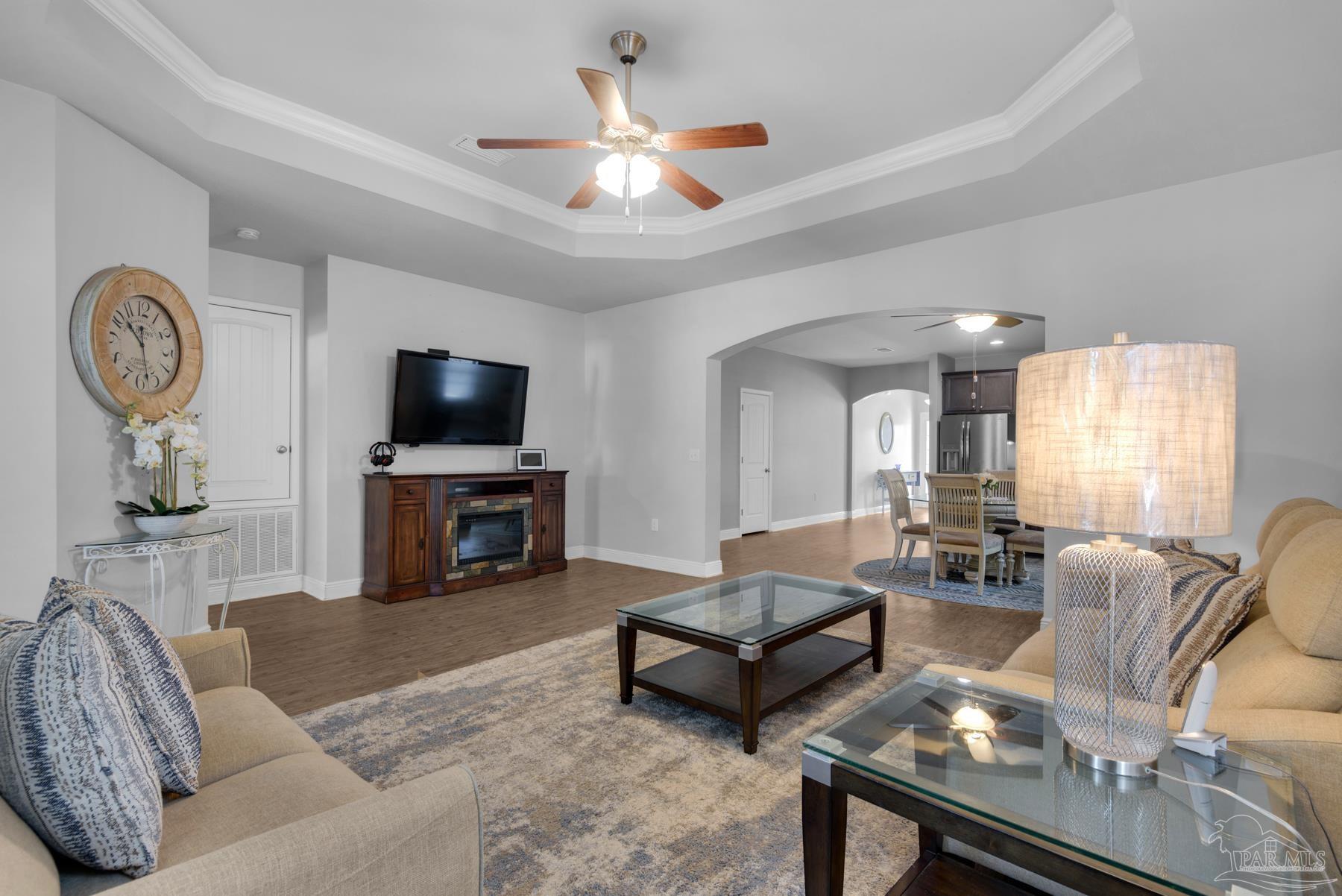 6311 Ladera Trl
