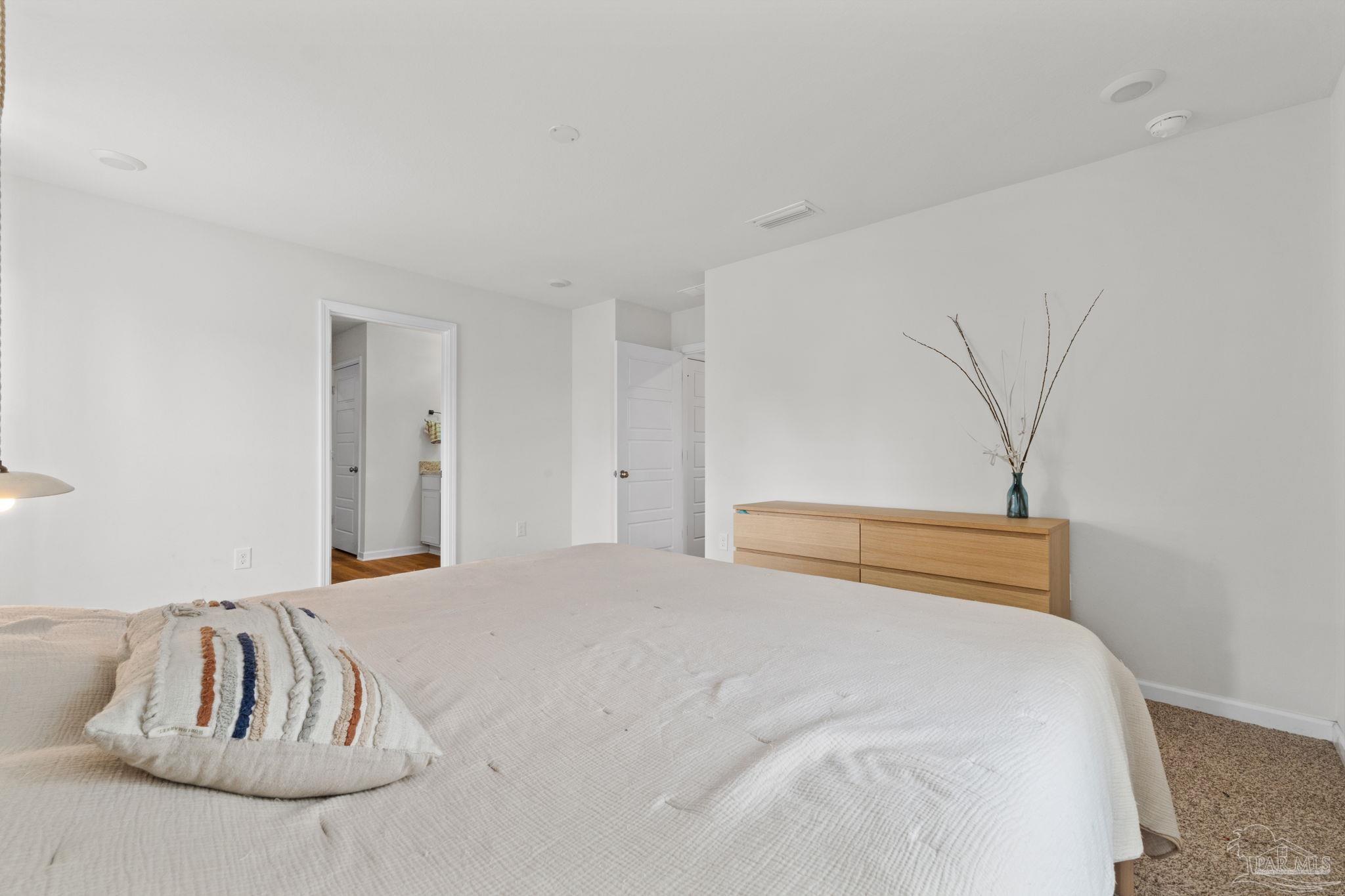 7740 Alydar Loop