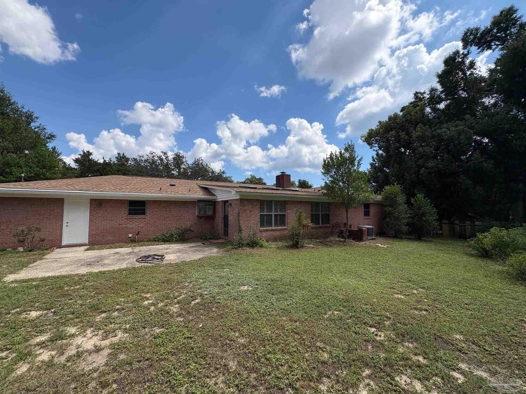 307 N 57th Ave