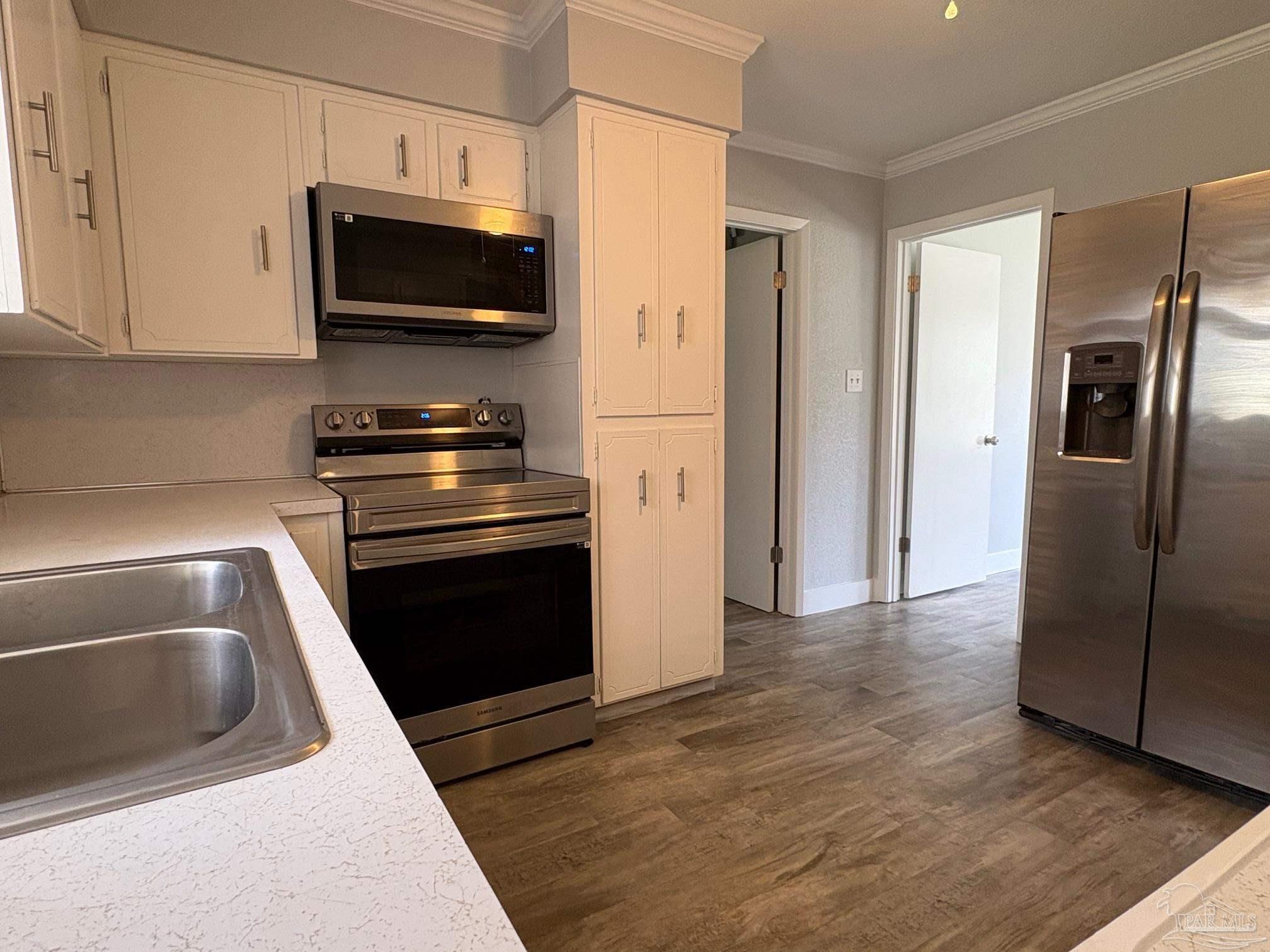 307 N 57th Ave