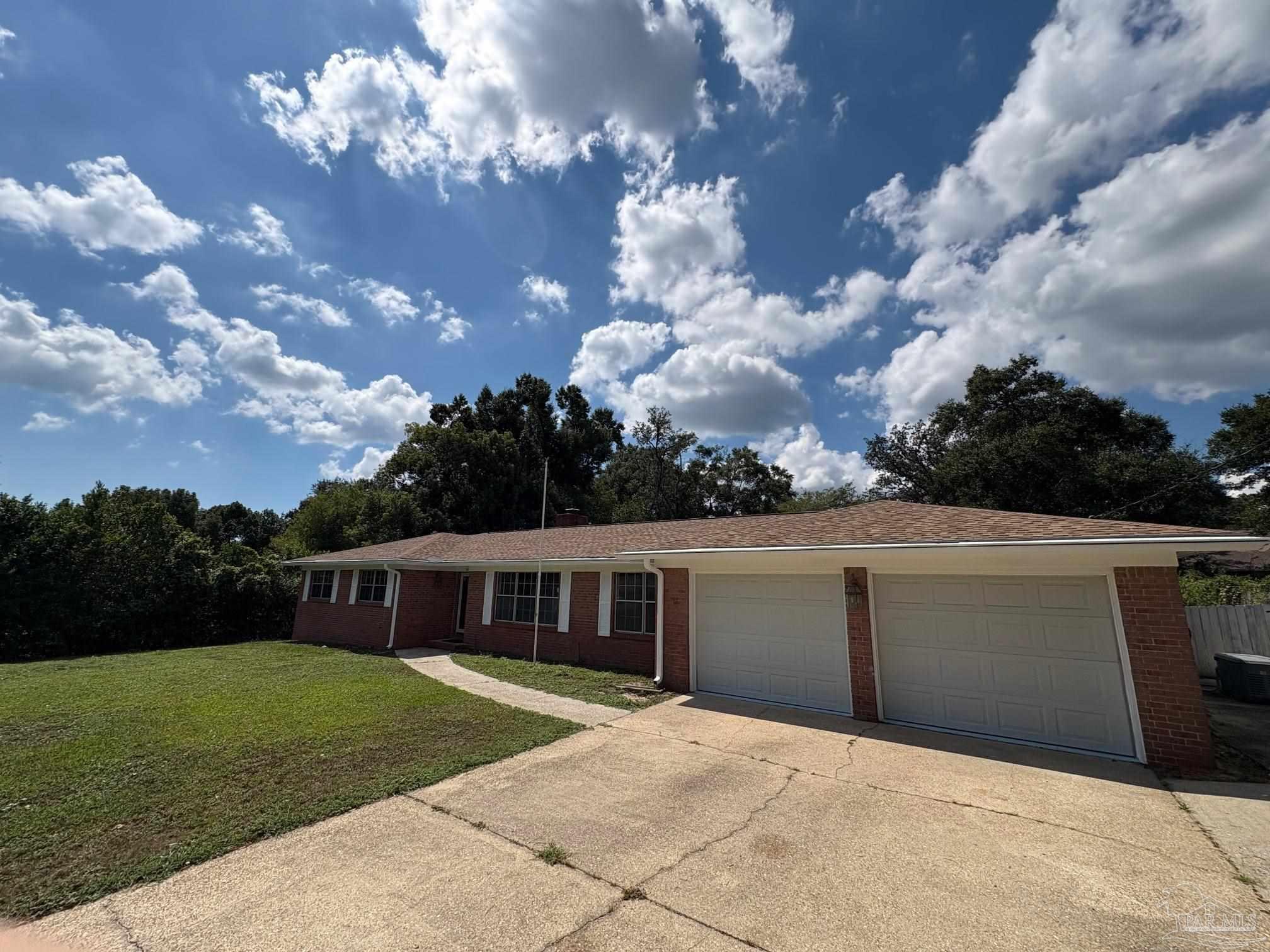 307 N 57th Ave