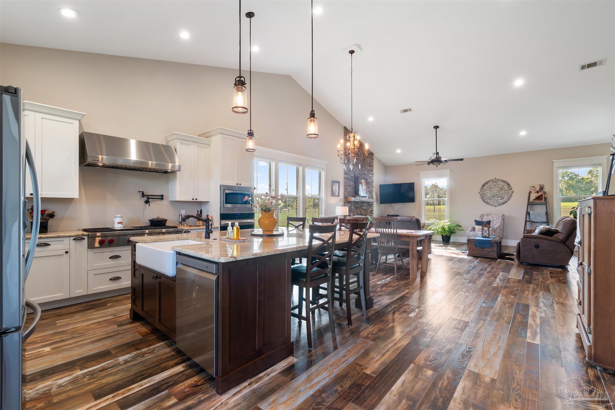 4225 Dream Acres Rd