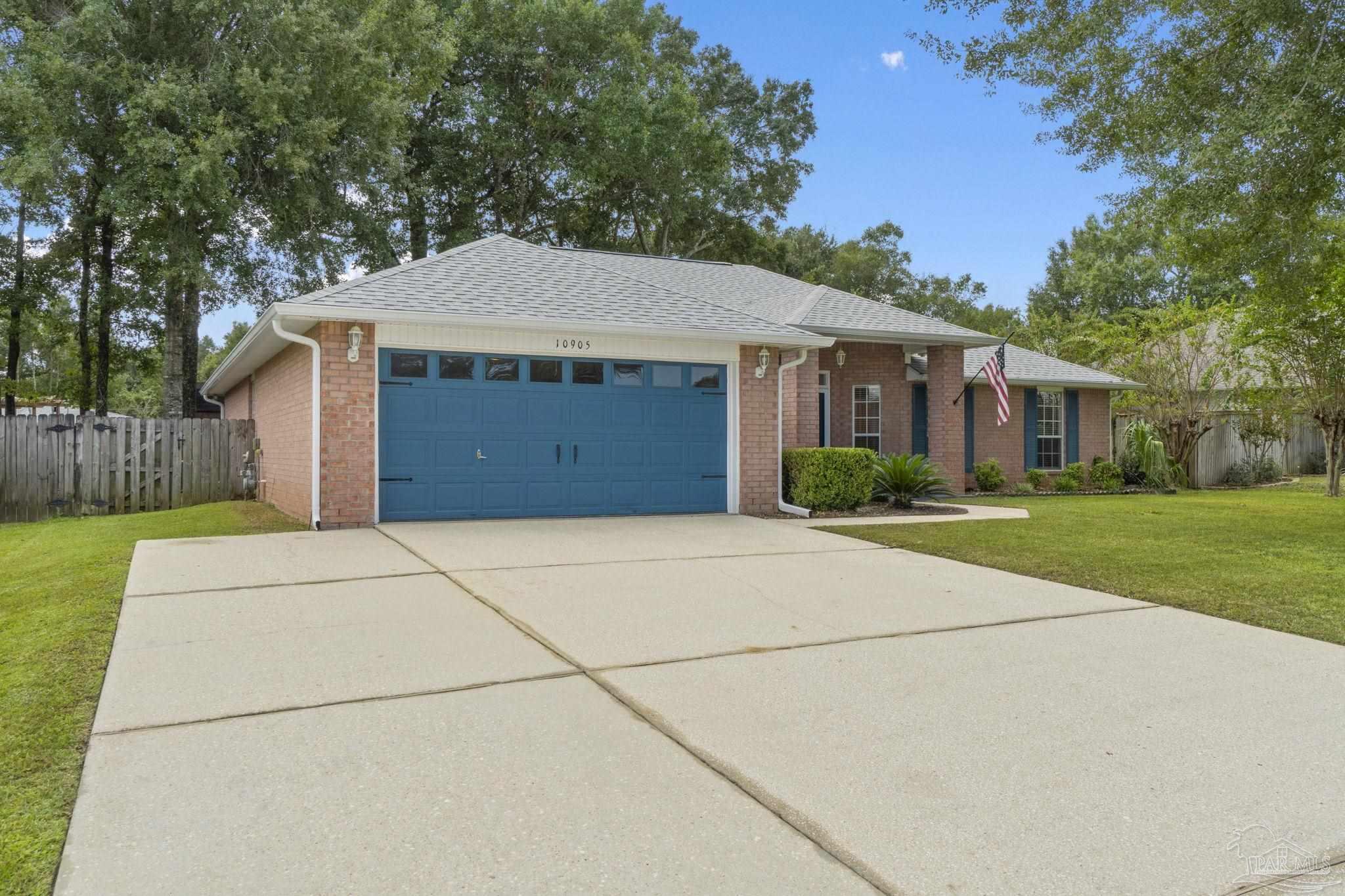 10905 Trellis Ln