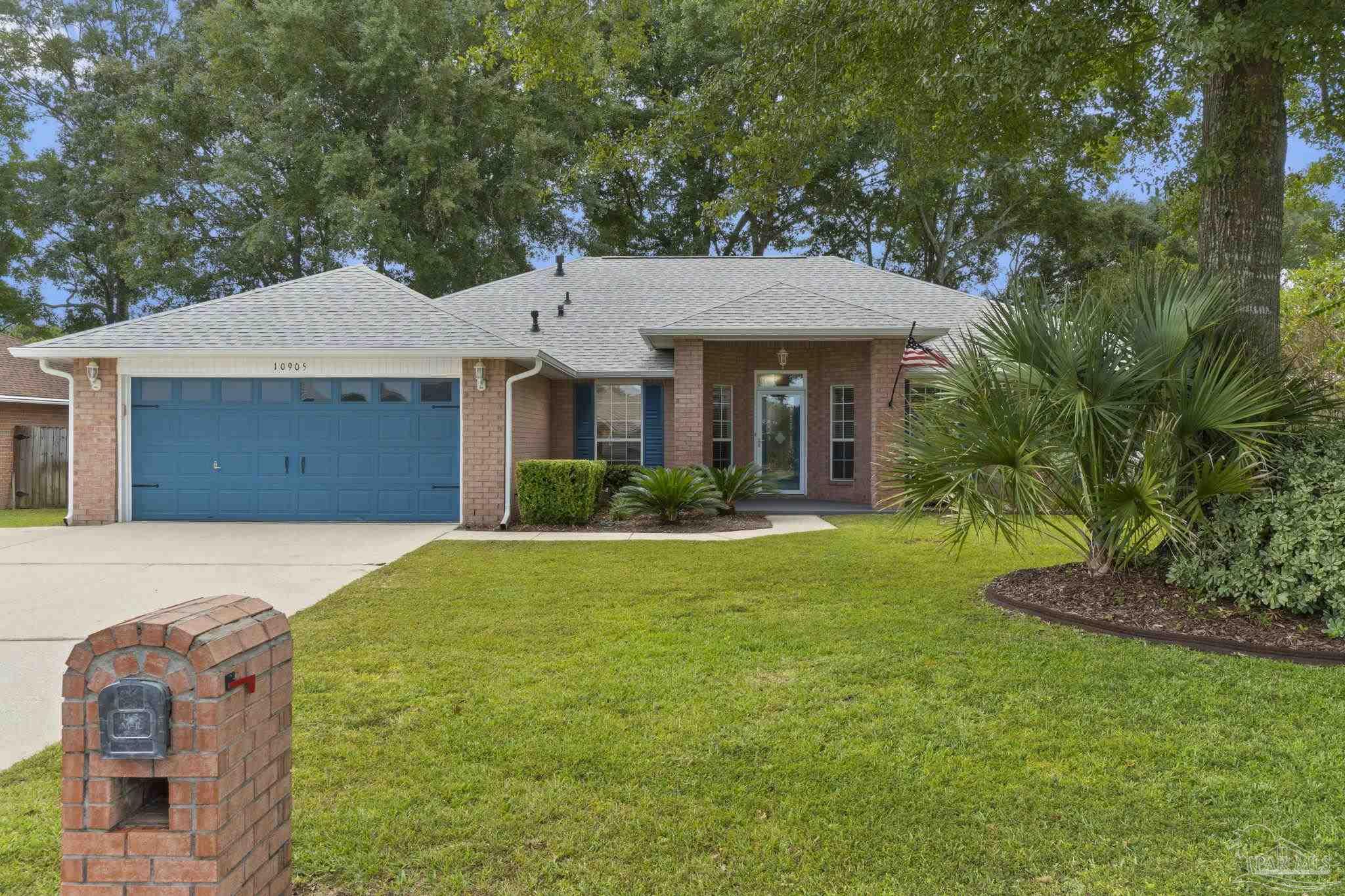 10905 Trellis Ln