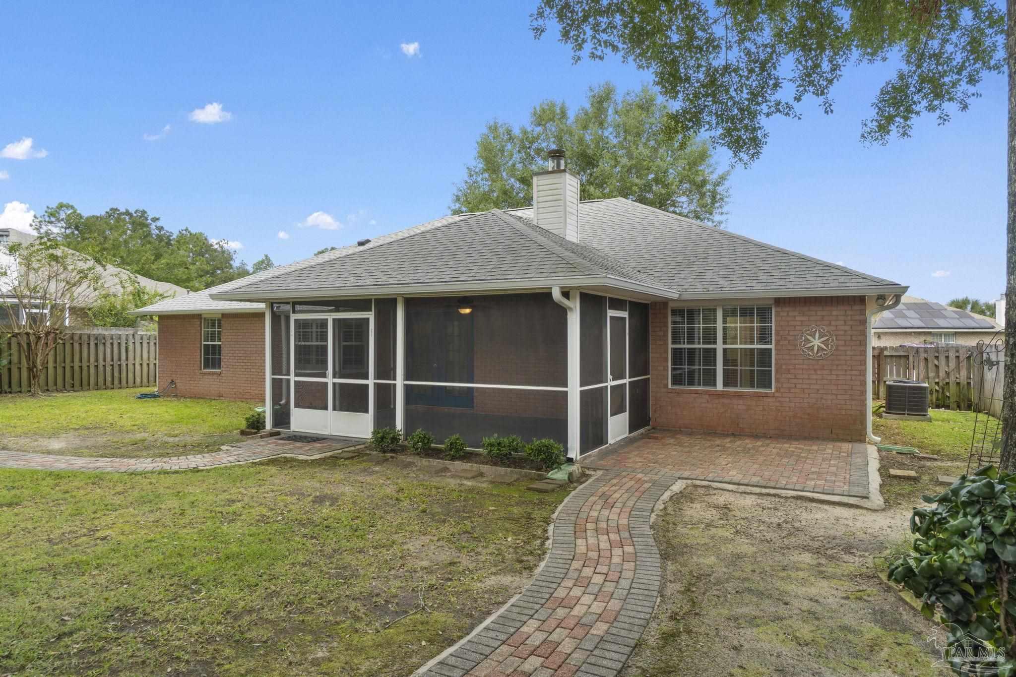 10905 Trellis Ln