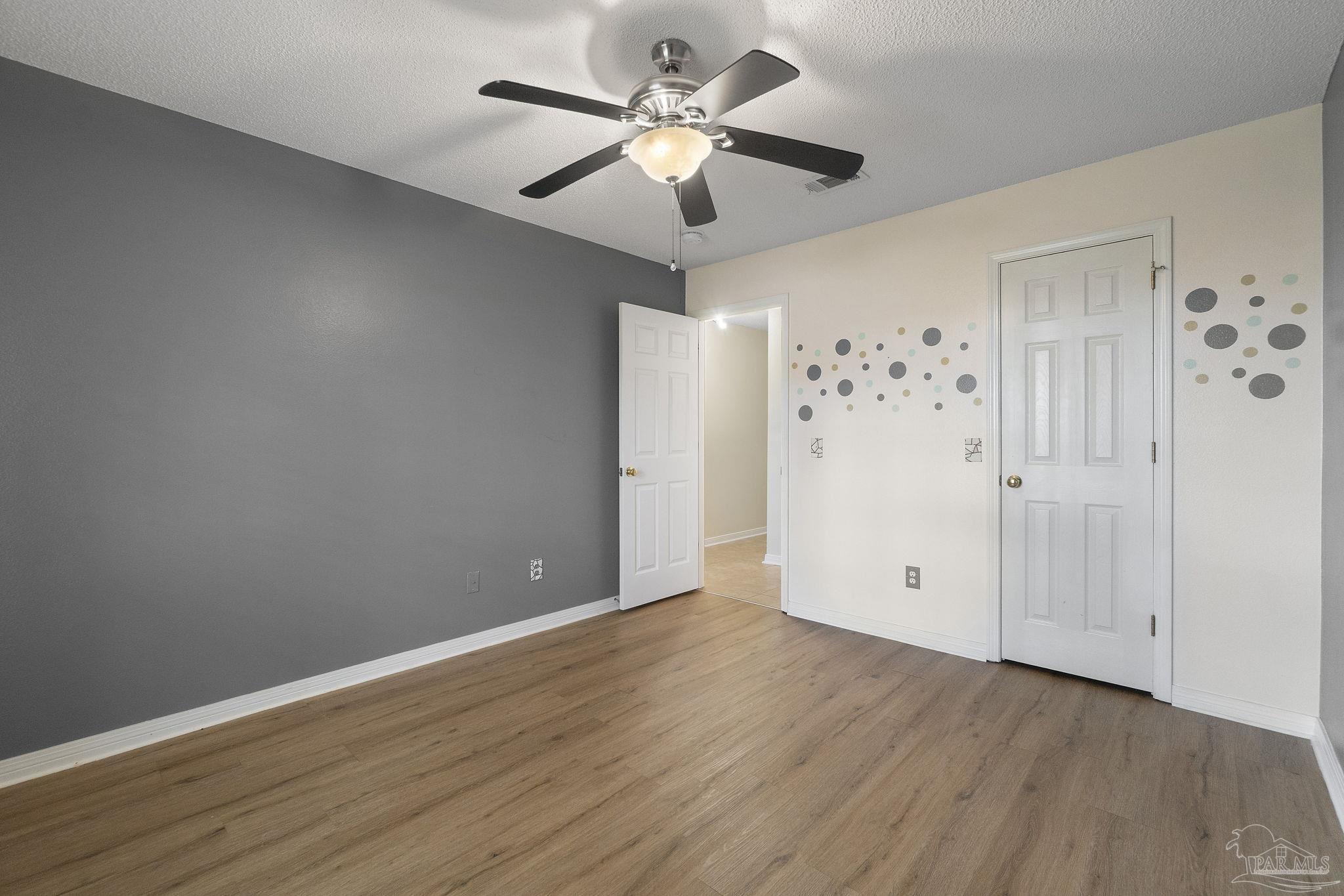 10905 Trellis Ln