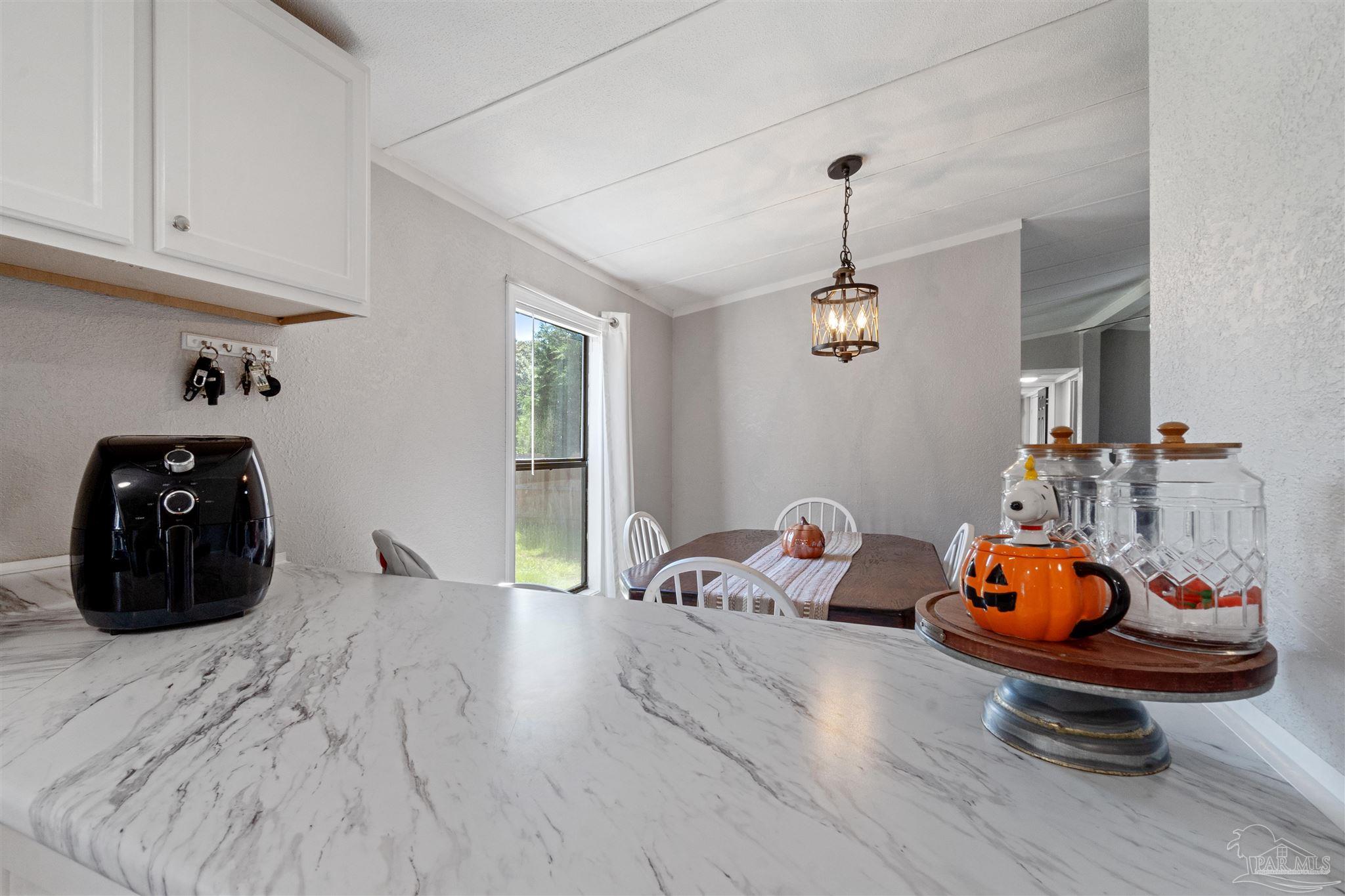 7868 Whiting Field Cir