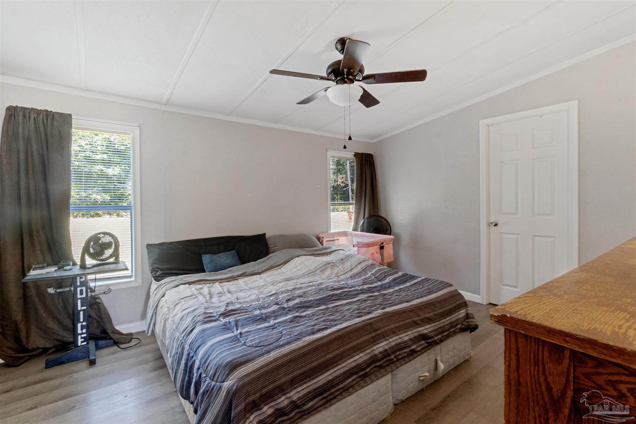 7868 Whiting Field Cir