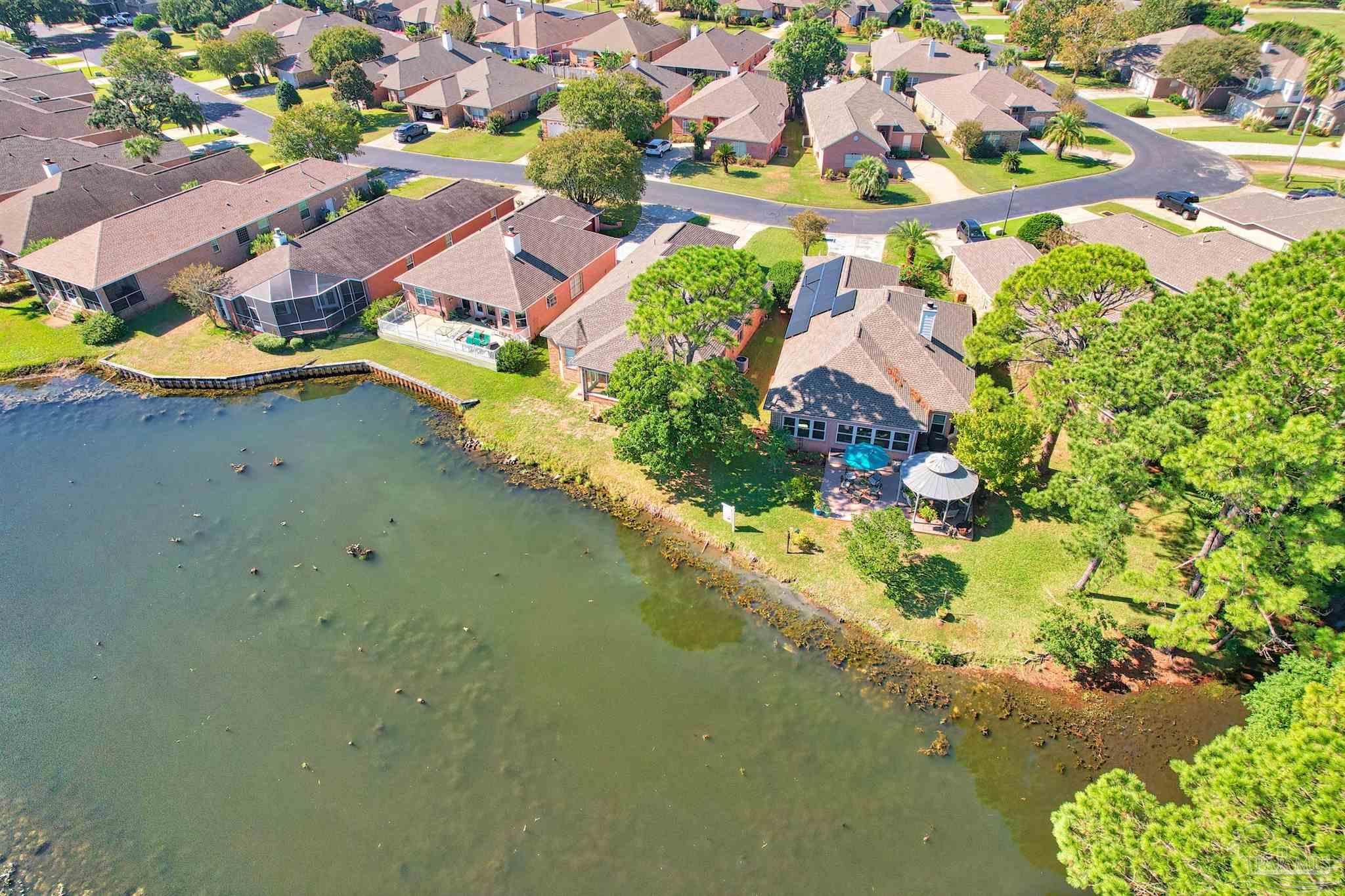4036 Longwood Cir