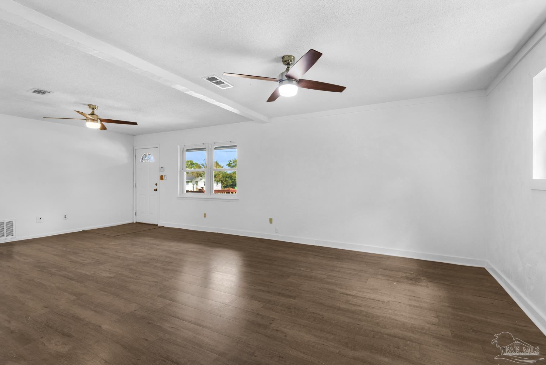1425 Mckenzie Dr