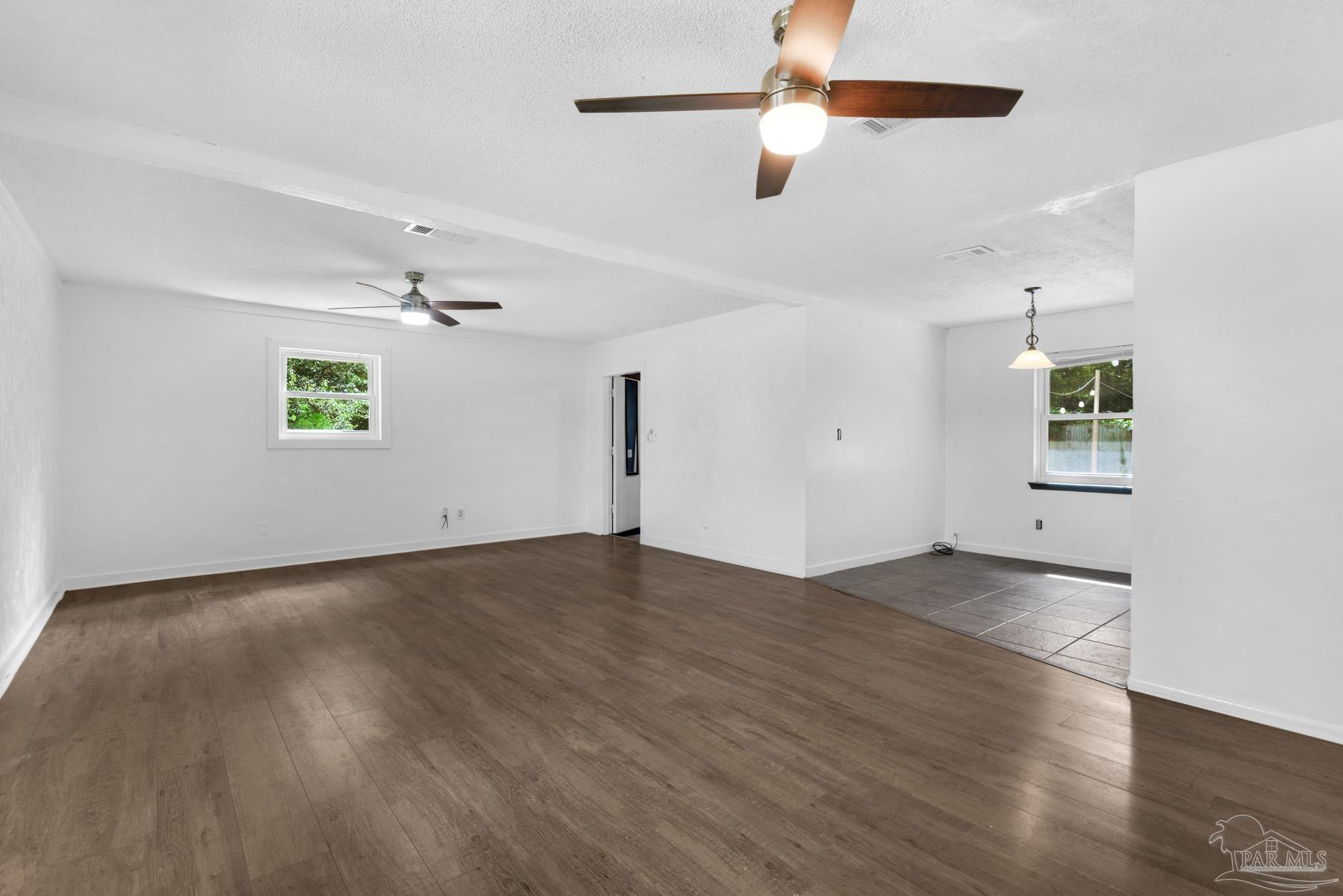 1425 Mckenzie Dr