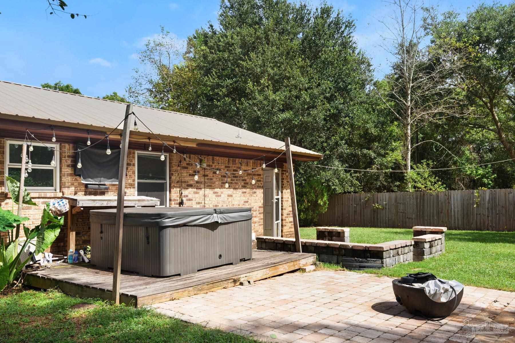 1425 Mckenzie Dr