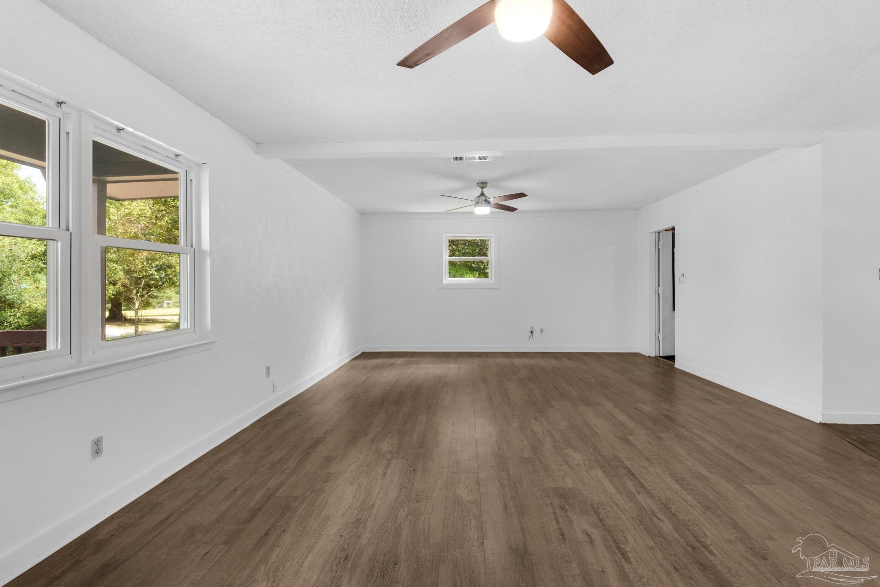 1425 Mckenzie Dr