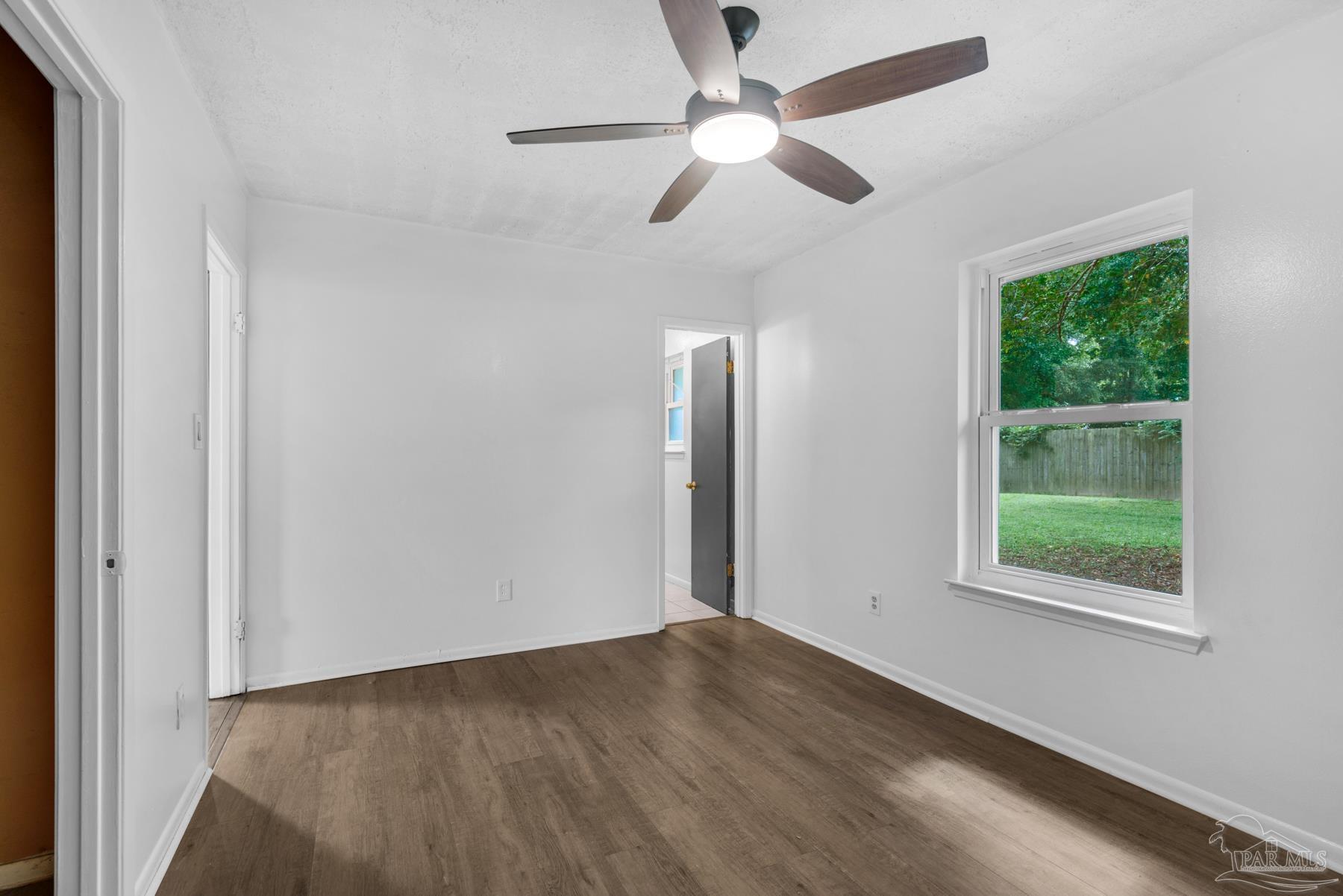 1425 Mckenzie Dr