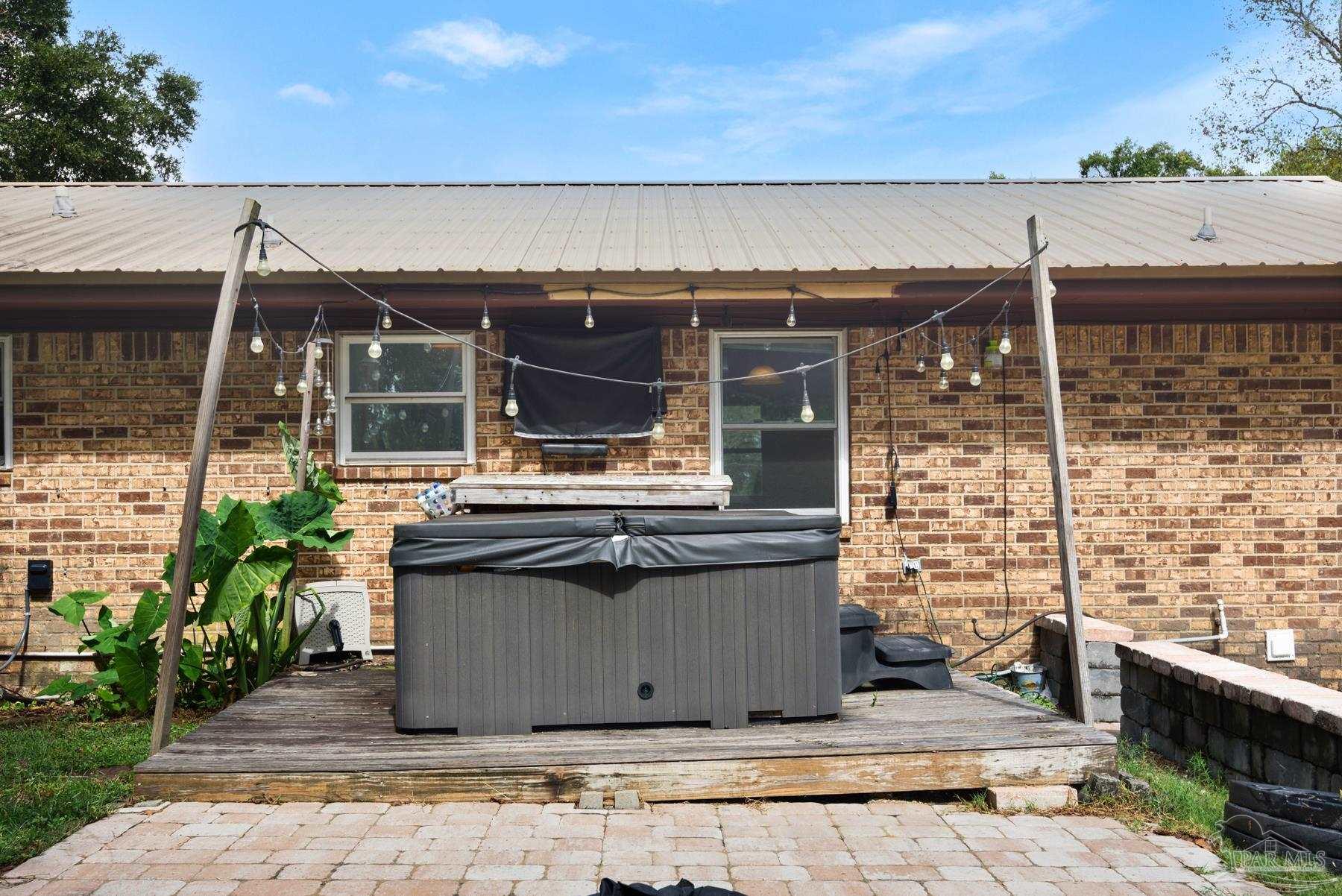 1425 Mckenzie Dr