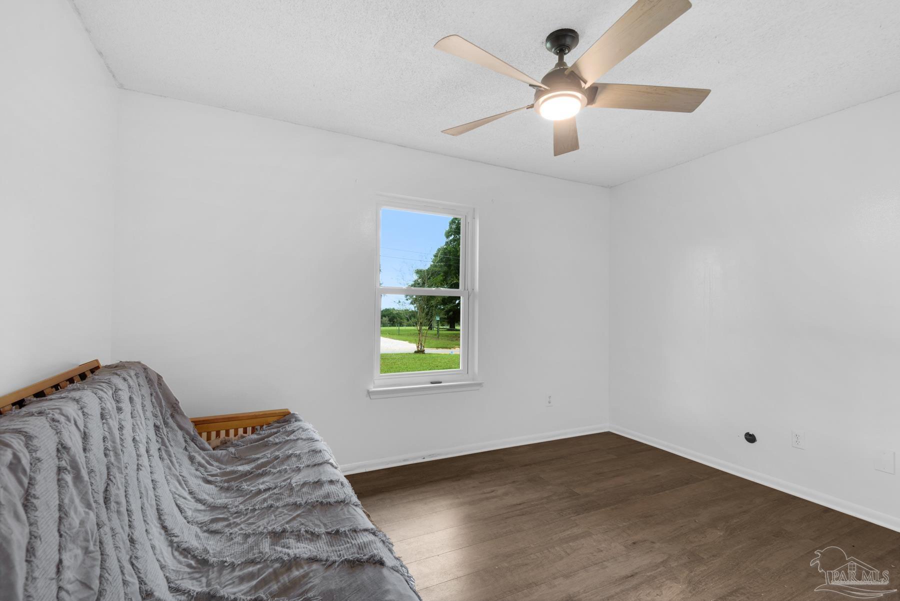 1425 Mckenzie Dr