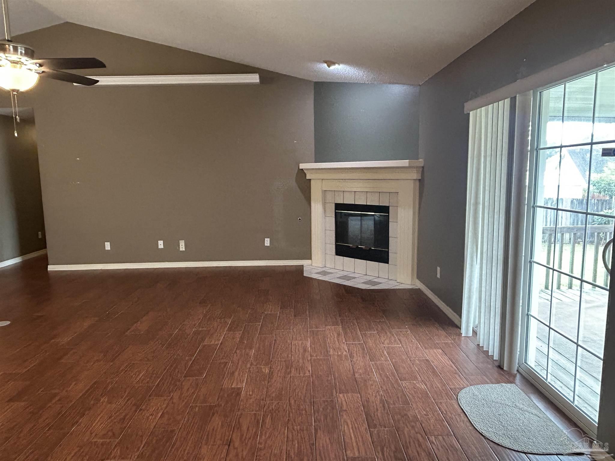 3237 Tallship Ln