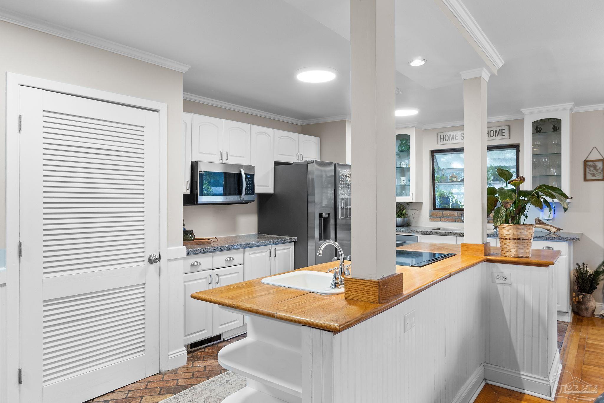 3485 Wellington Rd, Pensacola
