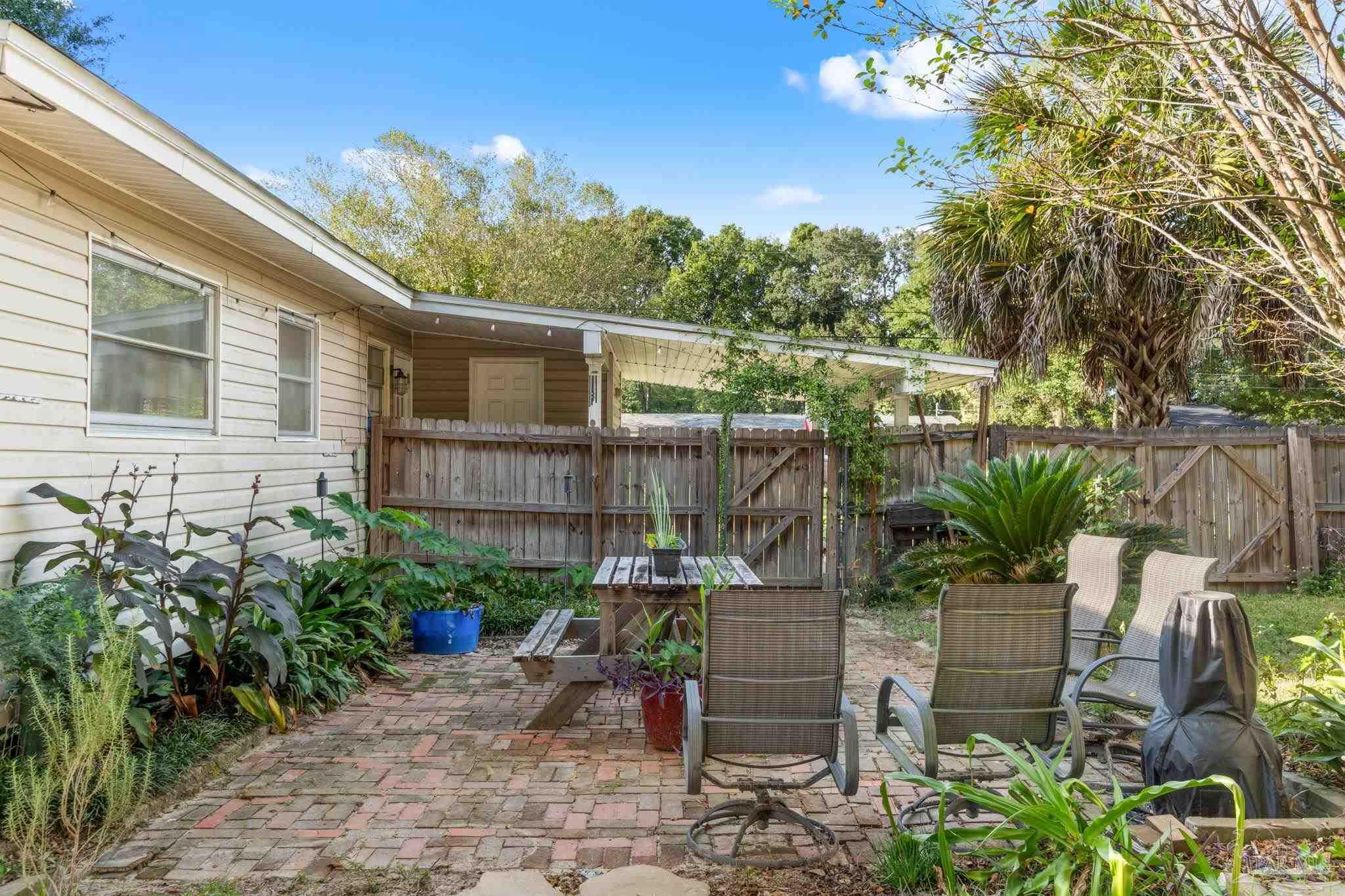 3485 Wellington Rd, Pensacola
