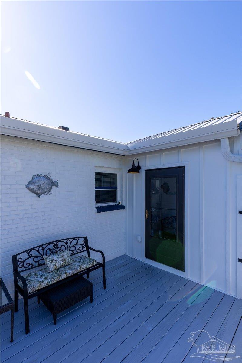 210 Berry Rd, Pensacola