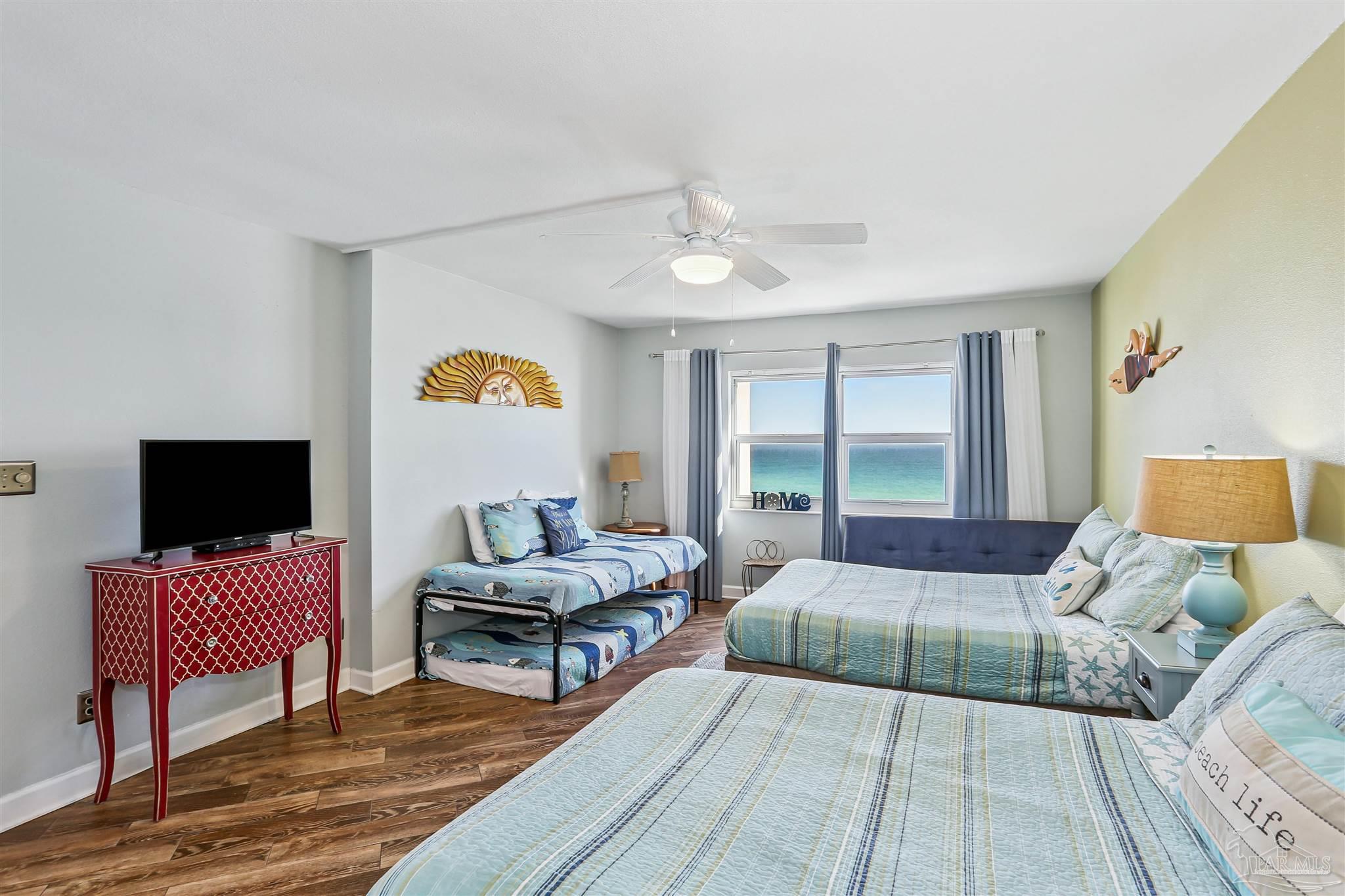 1600 Via Deluna Dr # 702B