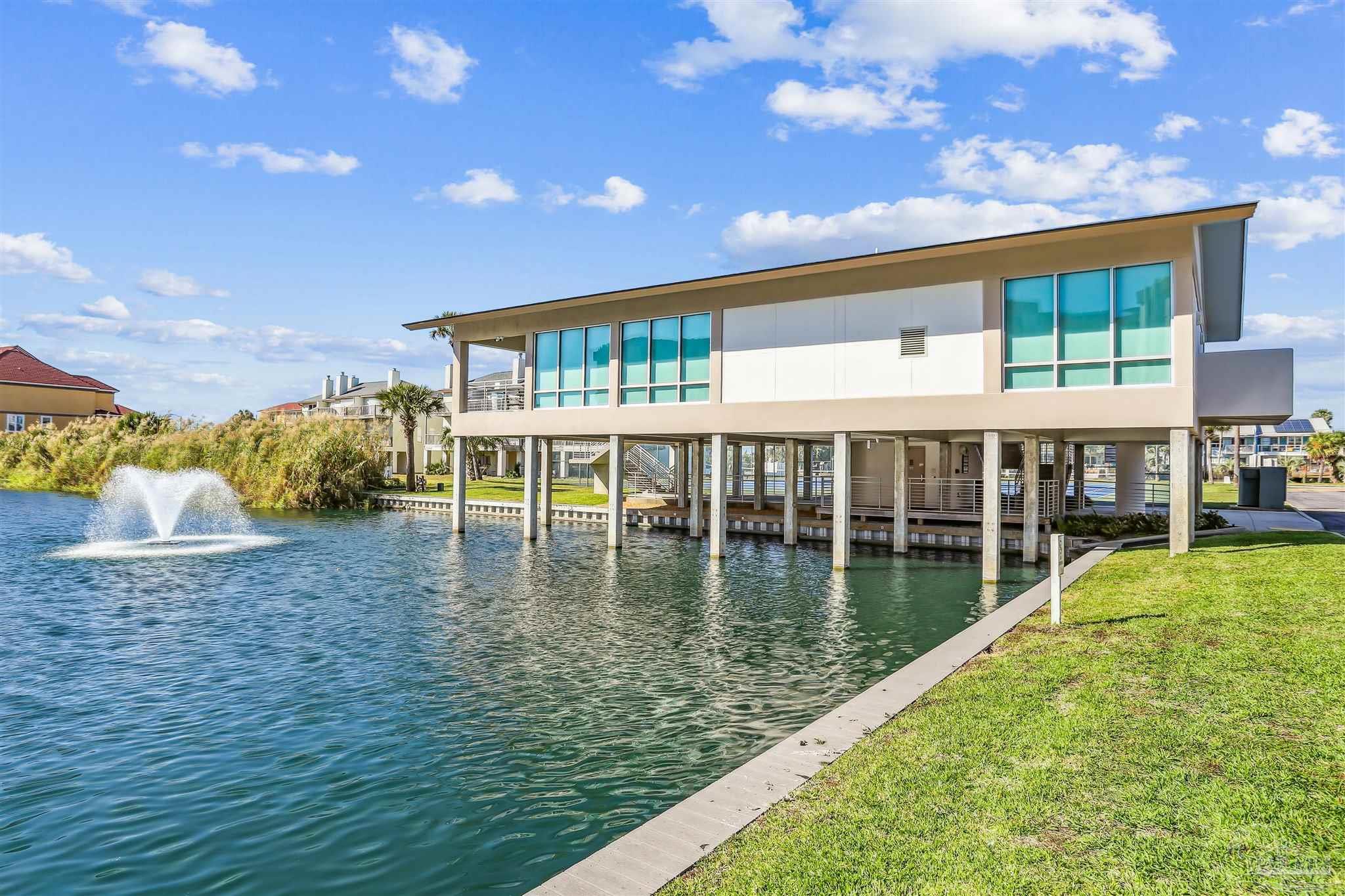 1600 Via Deluna Dr # 702B