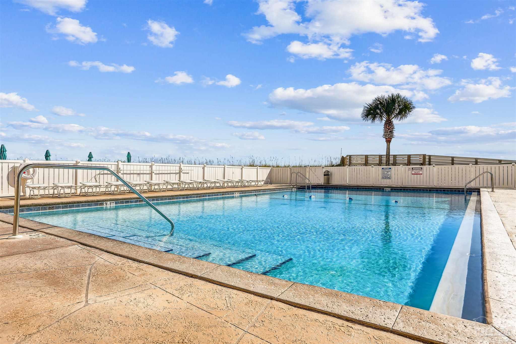 1600 Via Deluna Dr # 702B