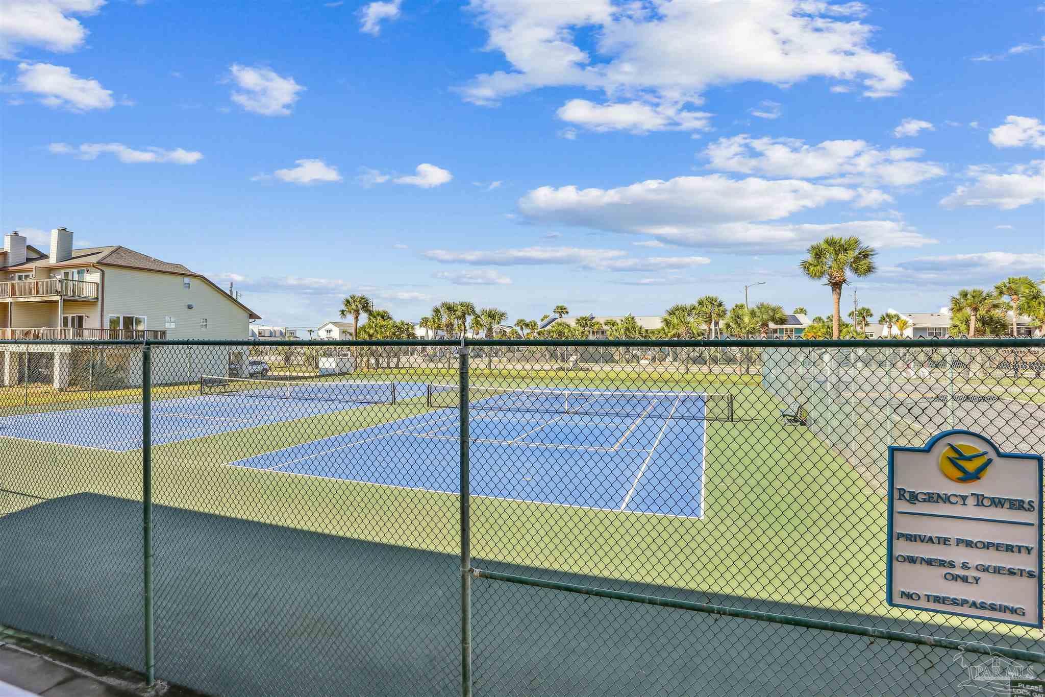 1600 Via Deluna Dr # 702B