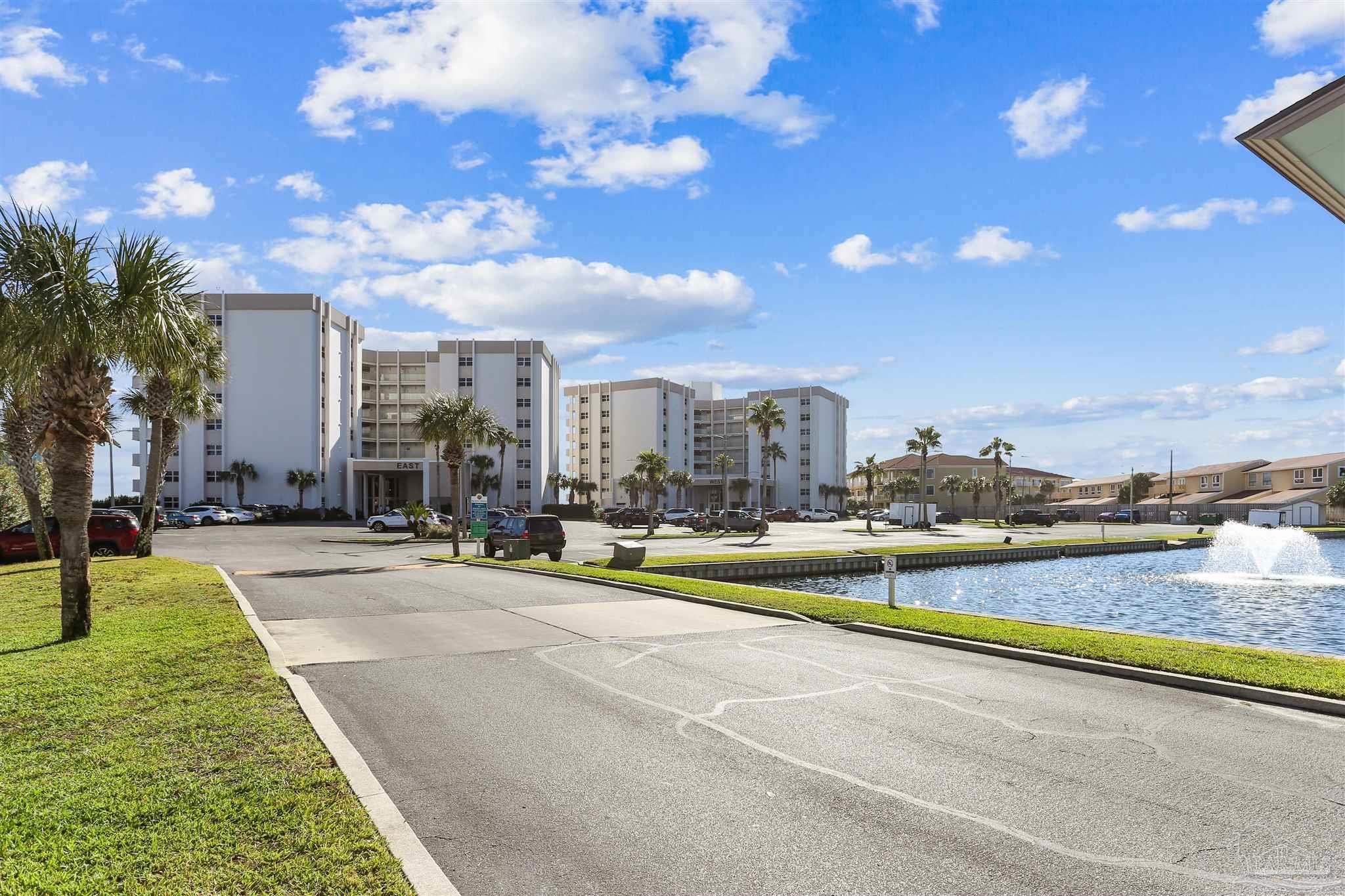 1600 Via Deluna Dr # 702B