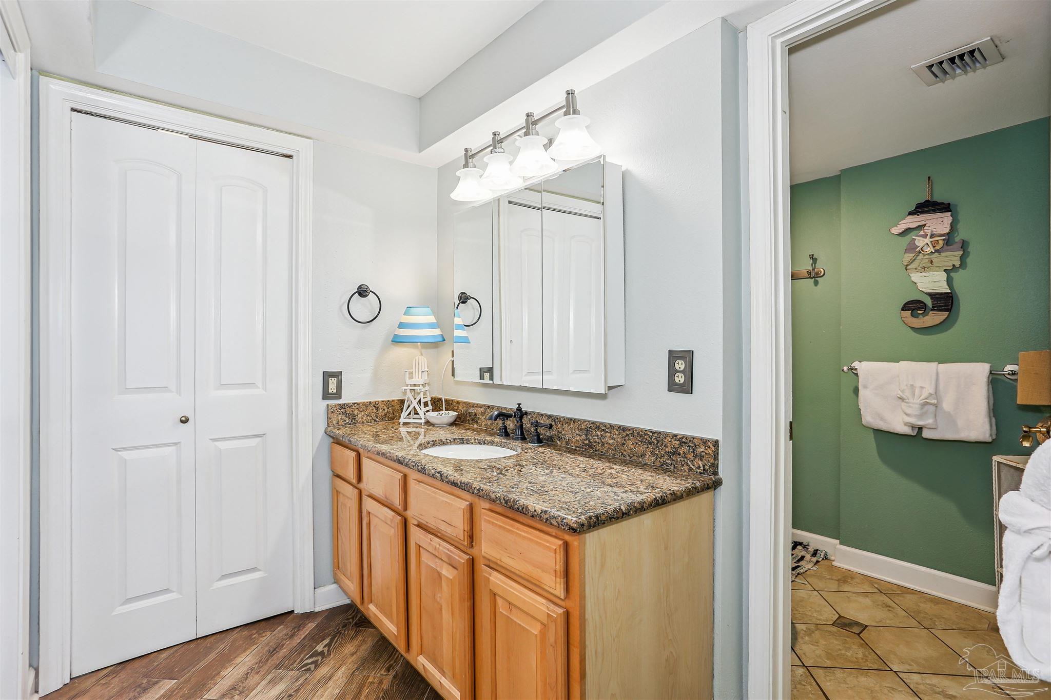 1600 Via Deluna Dr # 702B