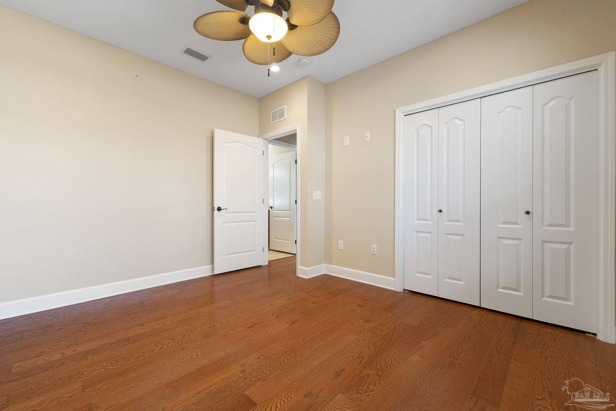 950 Paradise Beach Cir