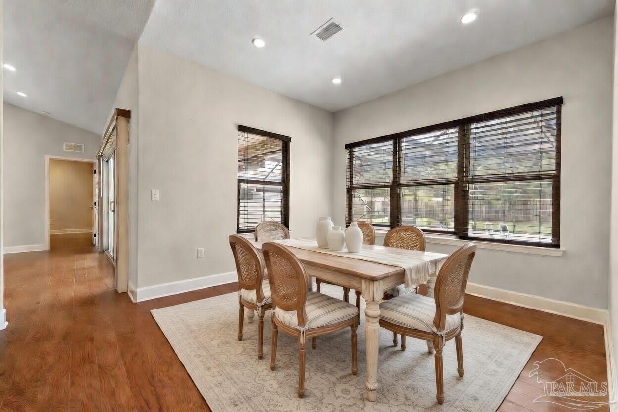 950 Paradise Beach Cir