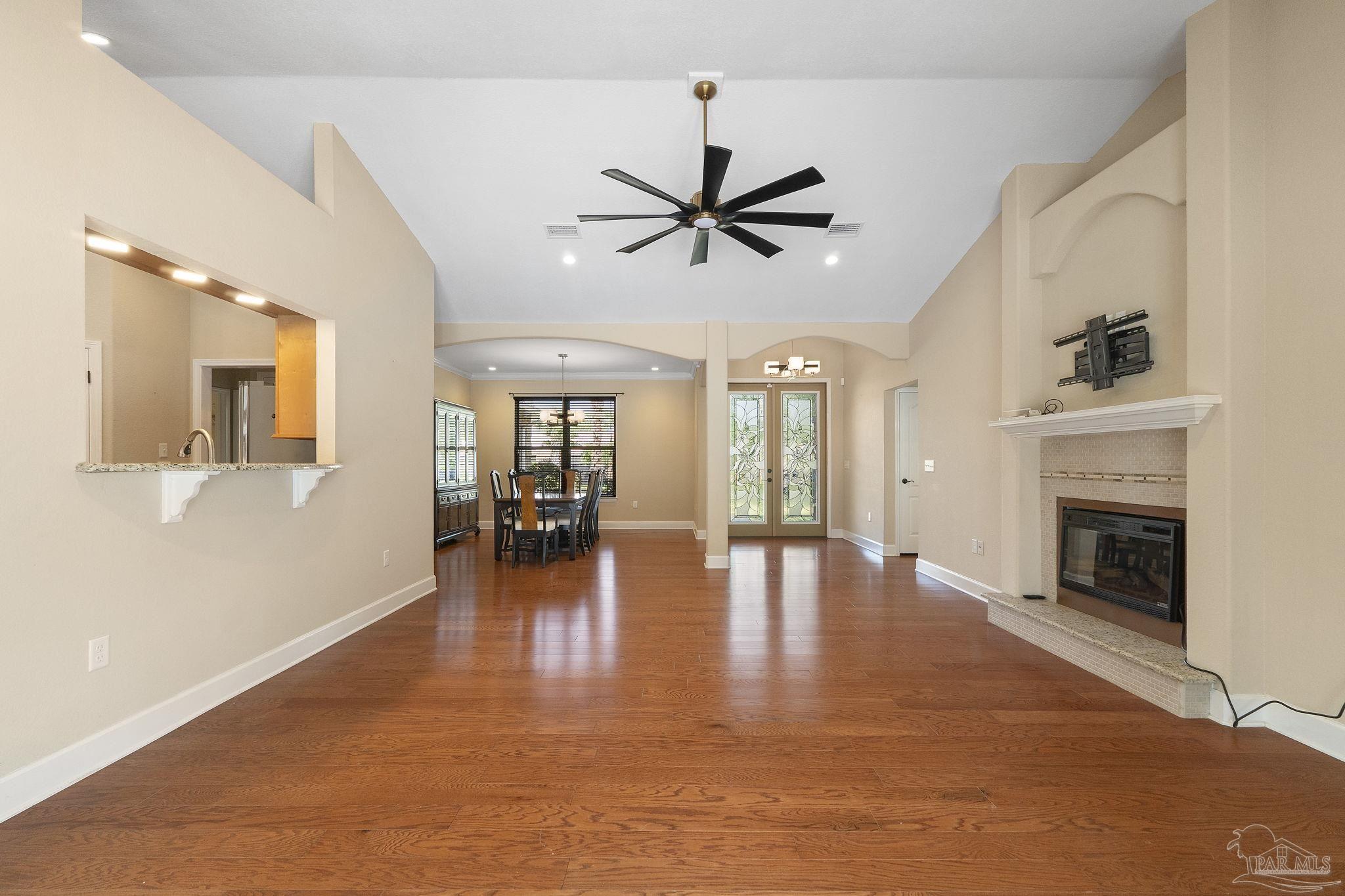 950 Paradise Beach Cir