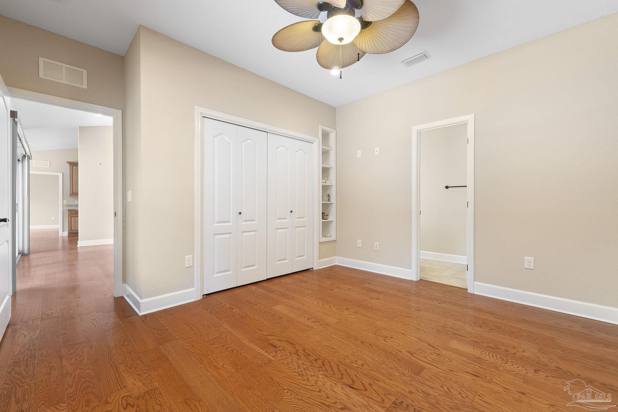 950 Paradise Beach Cir