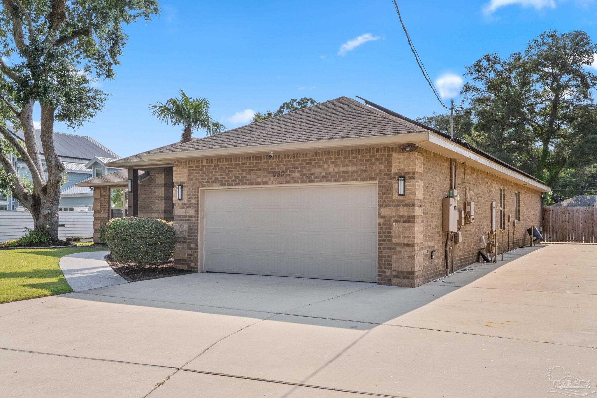 950 Paradise Beach Cir