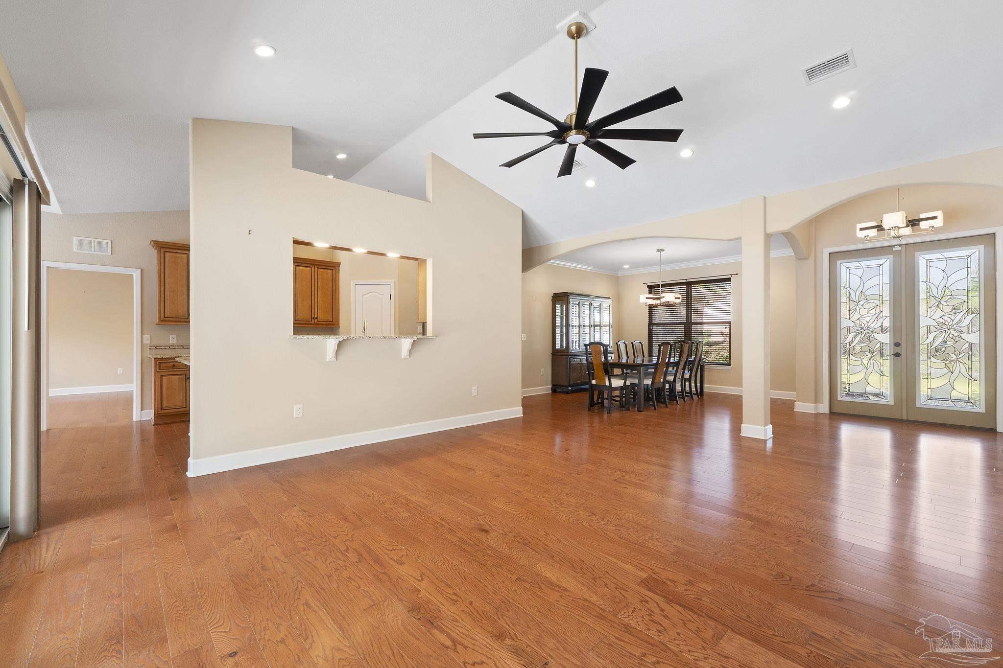 950 Paradise Beach Cir