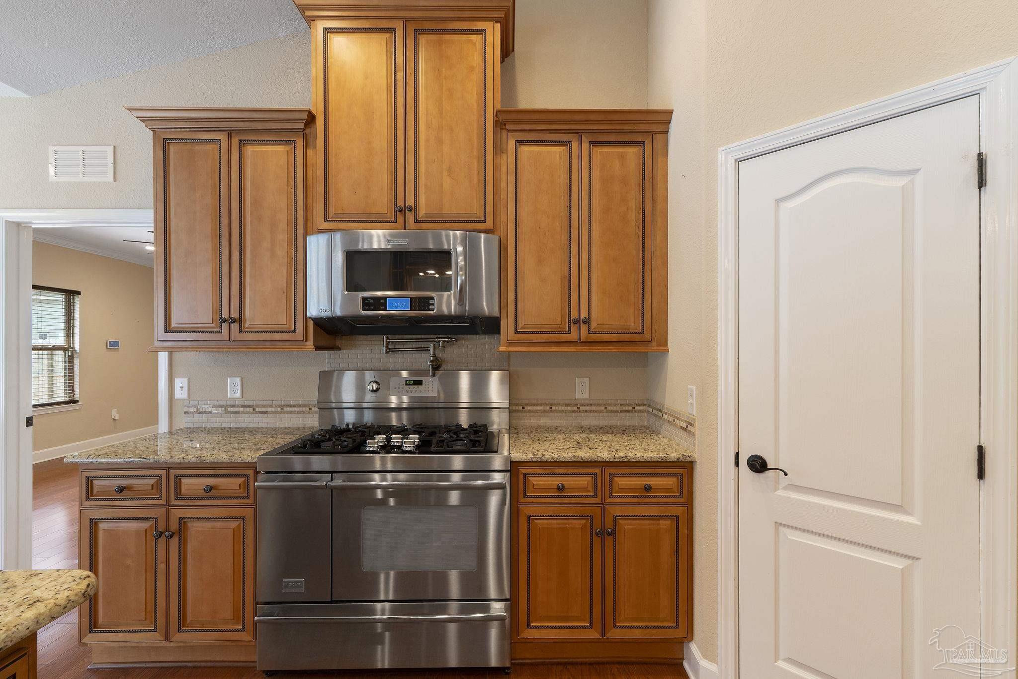 950 Paradise Beach Cir