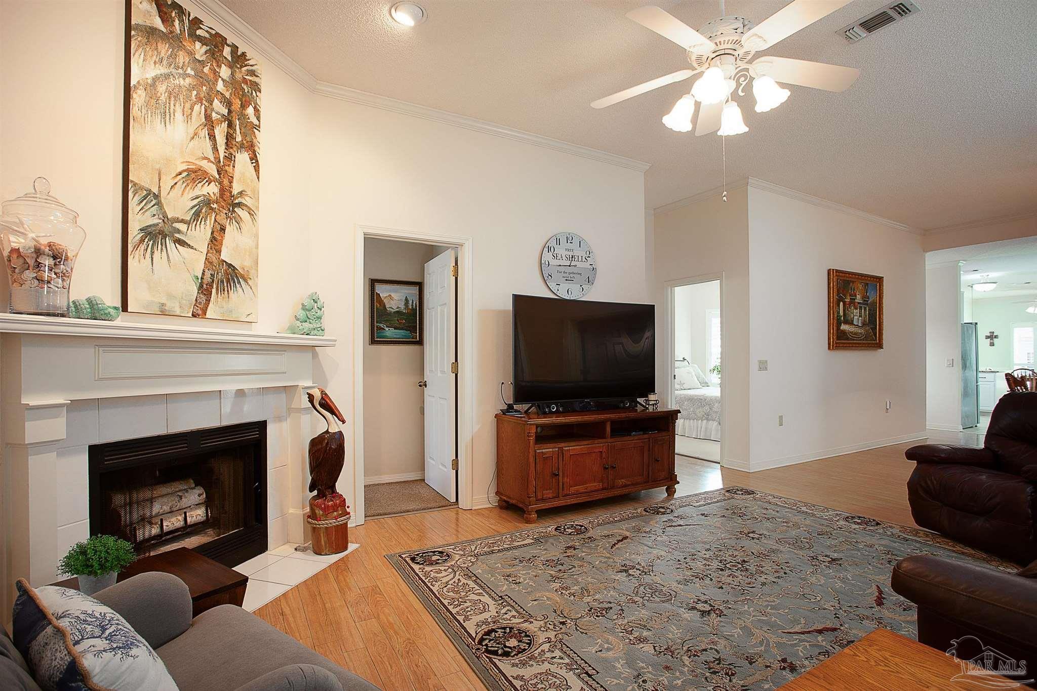 4096 Soundpointe Dr