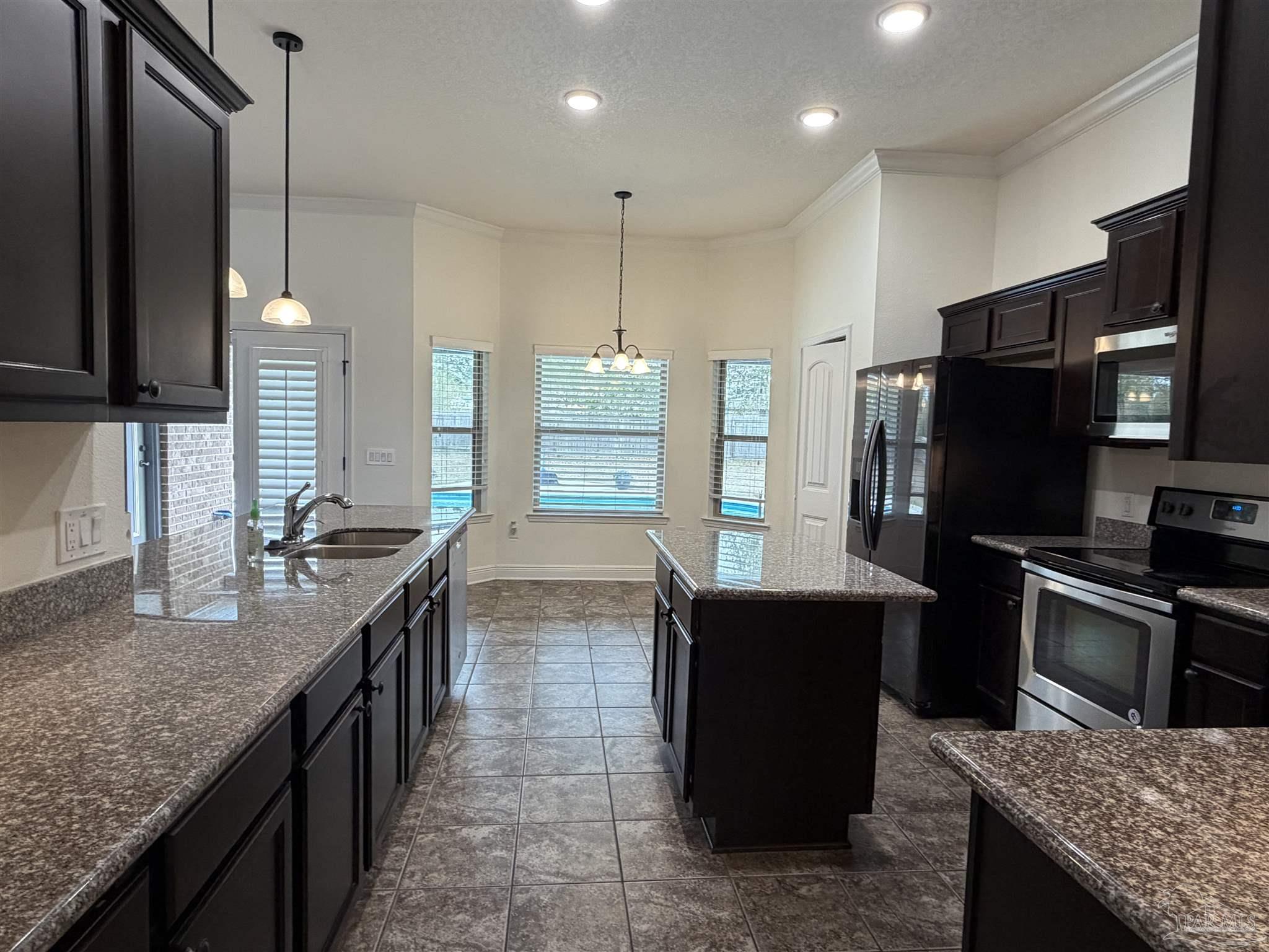 5552 Mill Race Circle